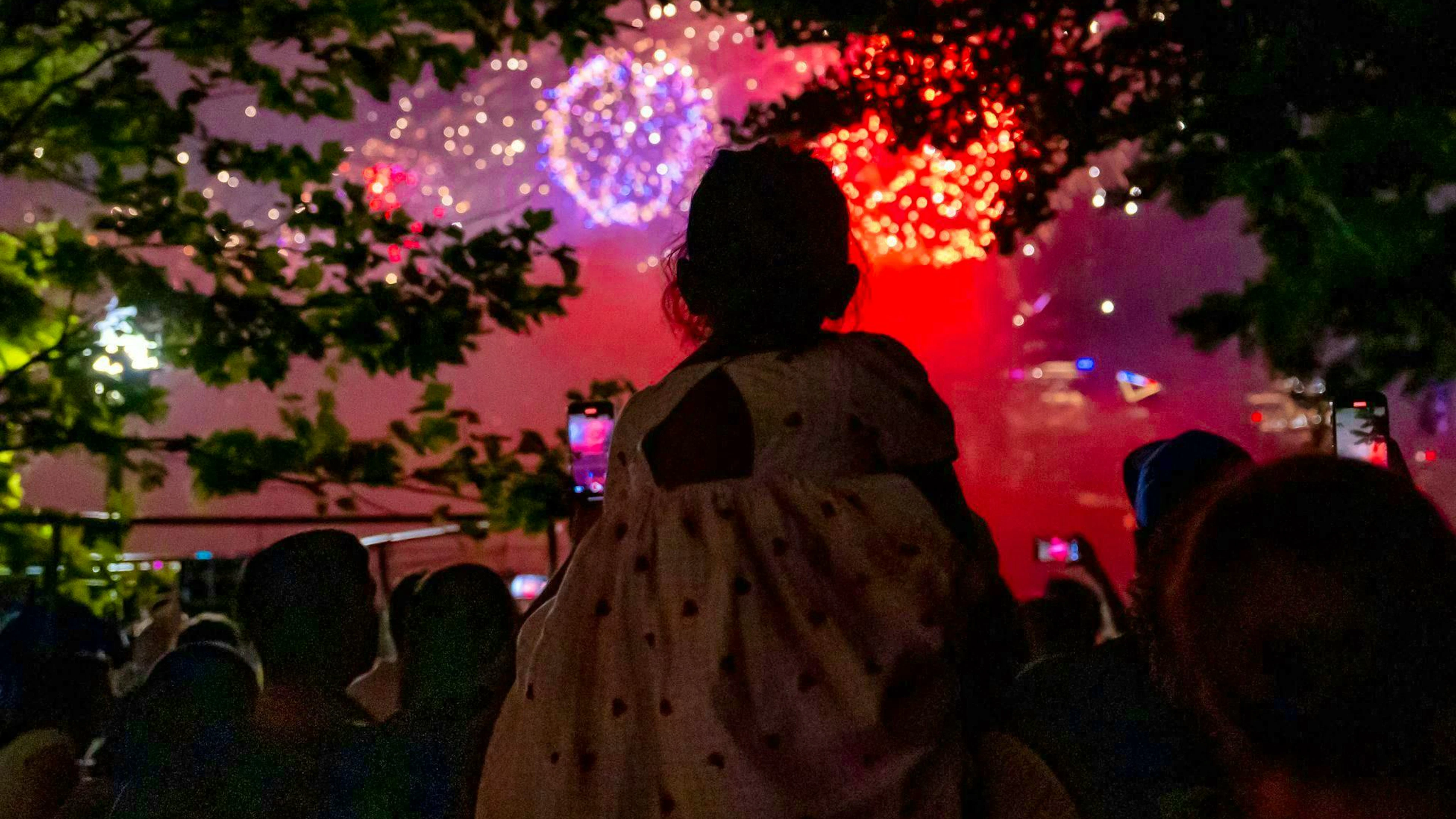 Independence Day is traditionally celebrated in the USA with parties, fireworks and parades.
