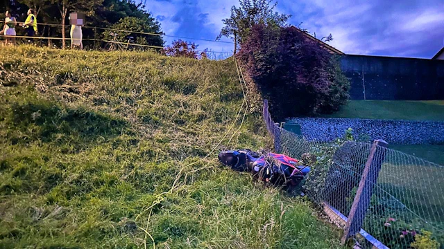 Motorcyclist crashes down a slope - seriously injured