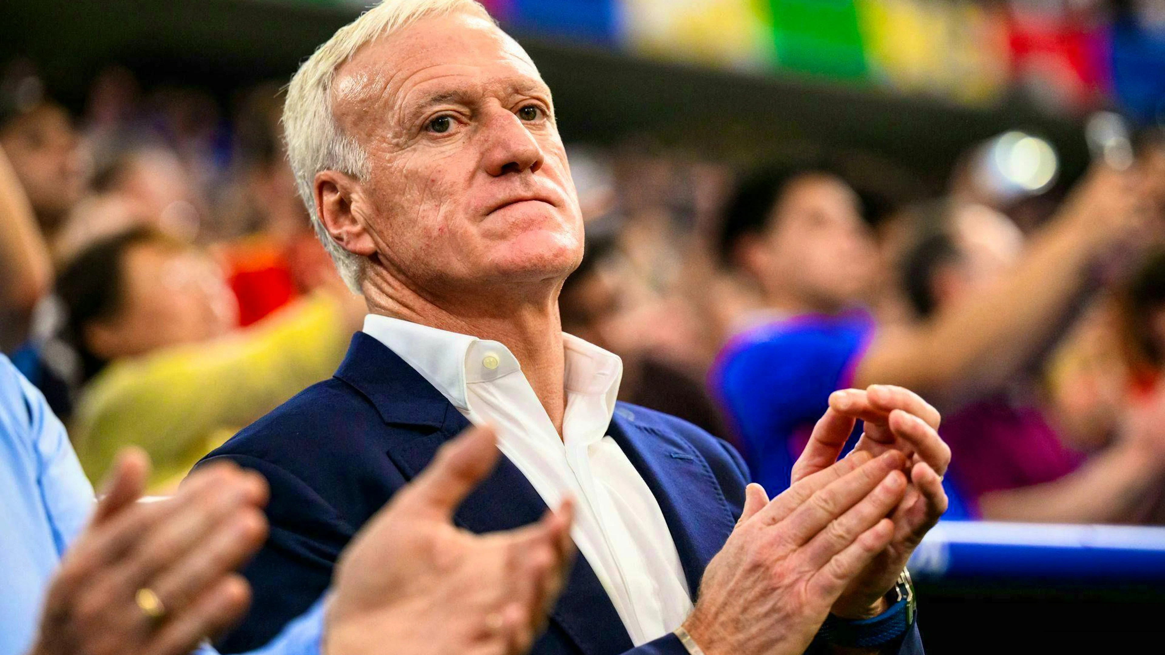 To remain coach of the French: Didier Deschamps.