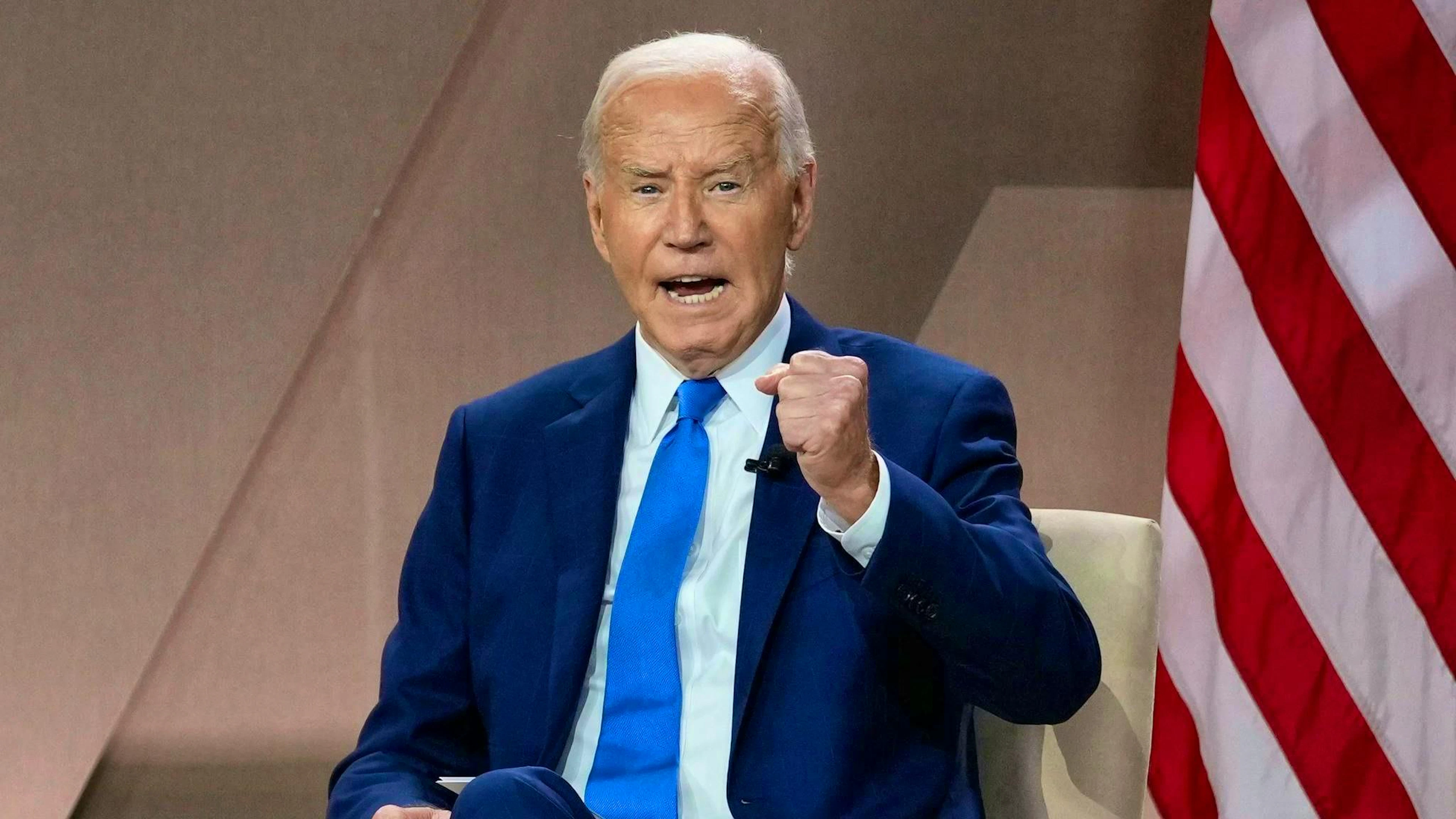 US President Biden does not want to give up. 