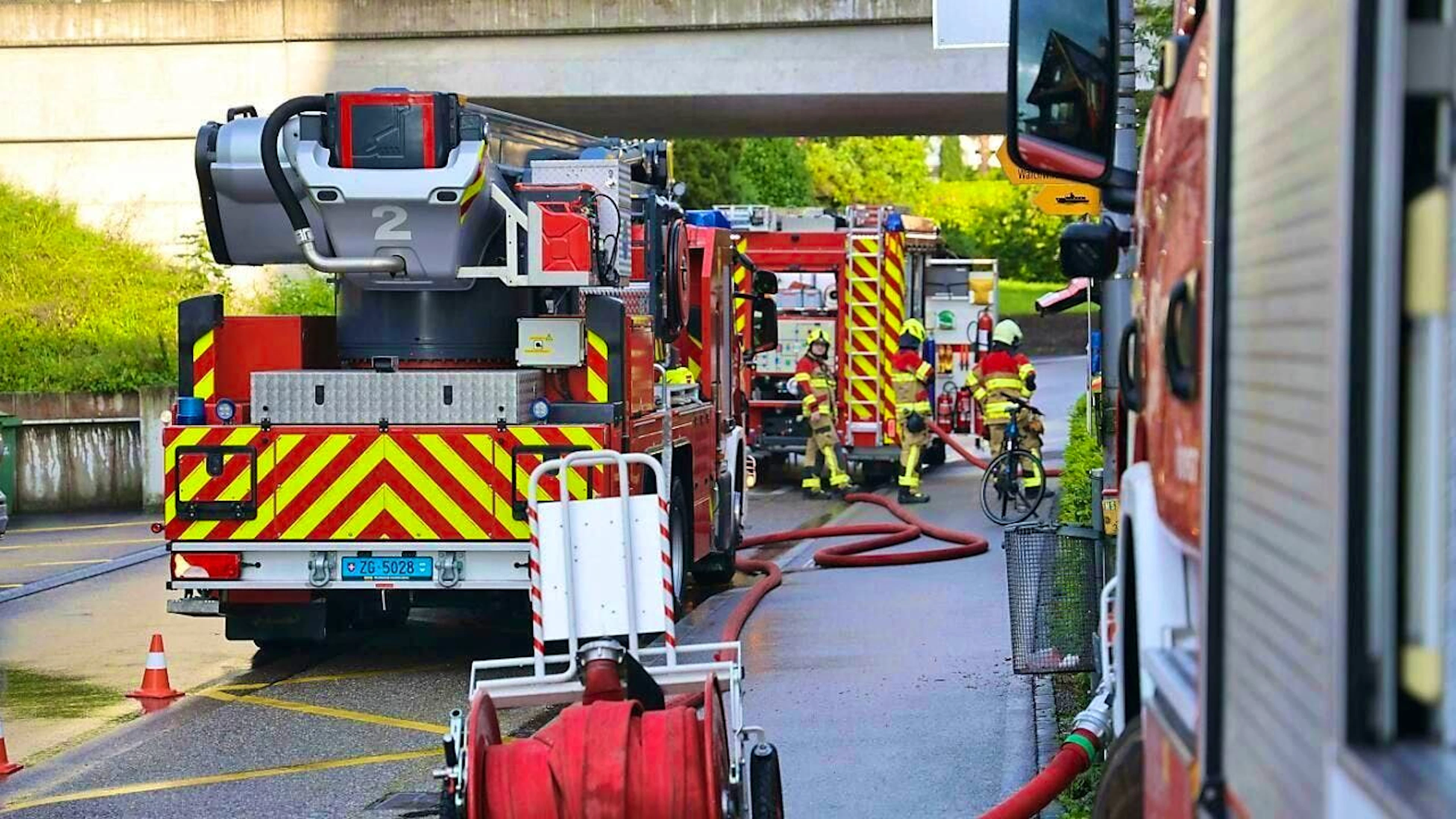 The fire in an apartment building in Oberwil near Zug caused an unknown amount of property damage.
