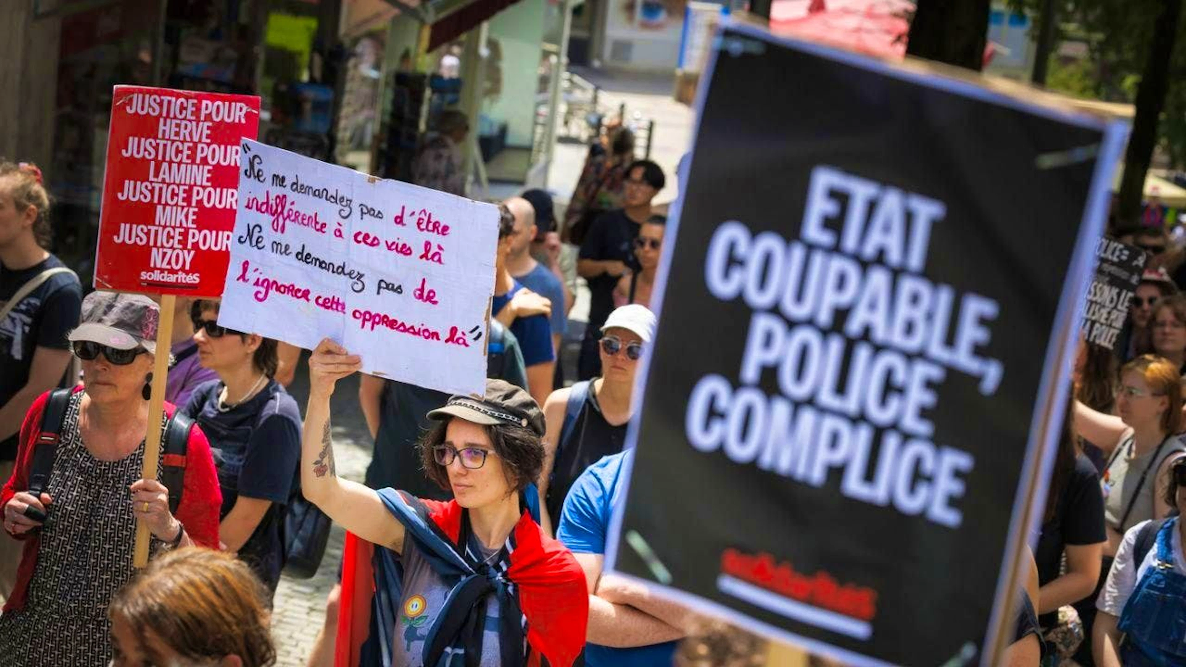 The participants in the demonstration in Lausanne denounced police violence.
