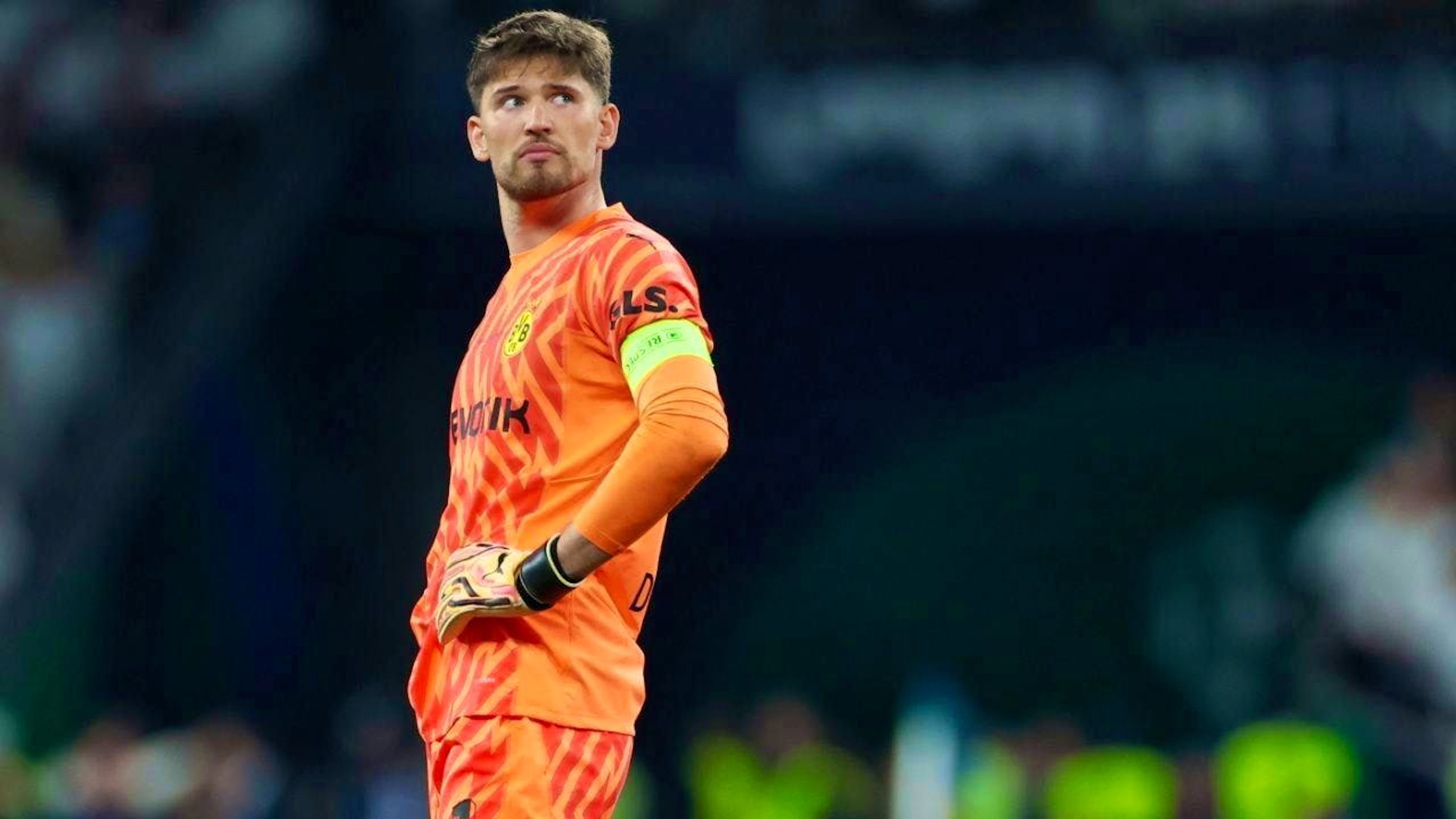 Gregor Kobel only has to take a back seat in the national team; in the Bundesliga he is the best