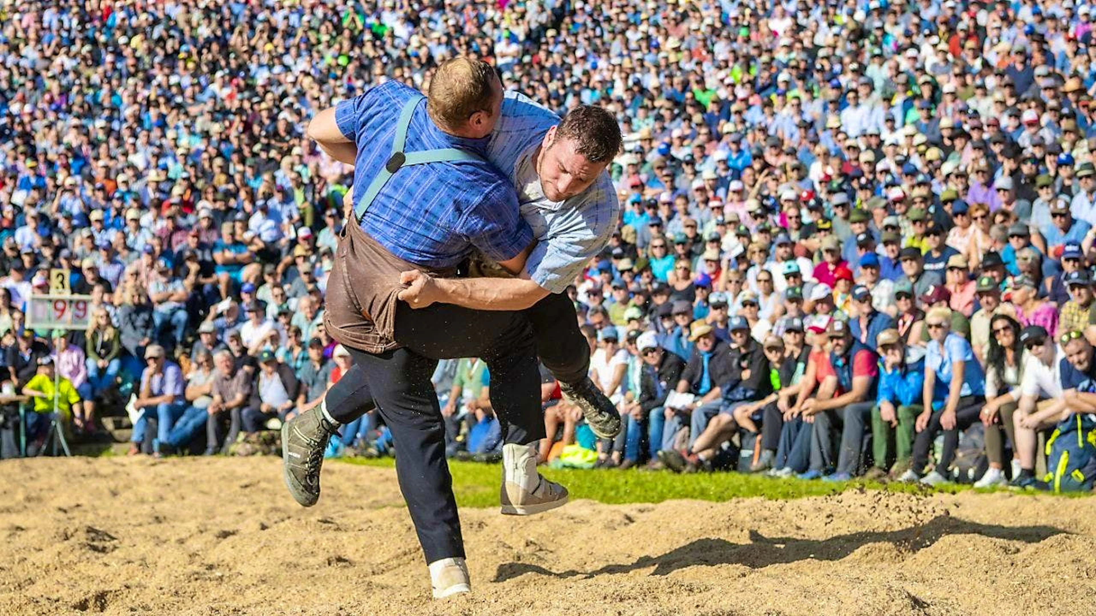 The last time Joel Wicki faced Armon Orlik, he came out on top on the Brünig last year. Now the wrestling king and the man from Graubünden will face off in the first round on Weissenstein
