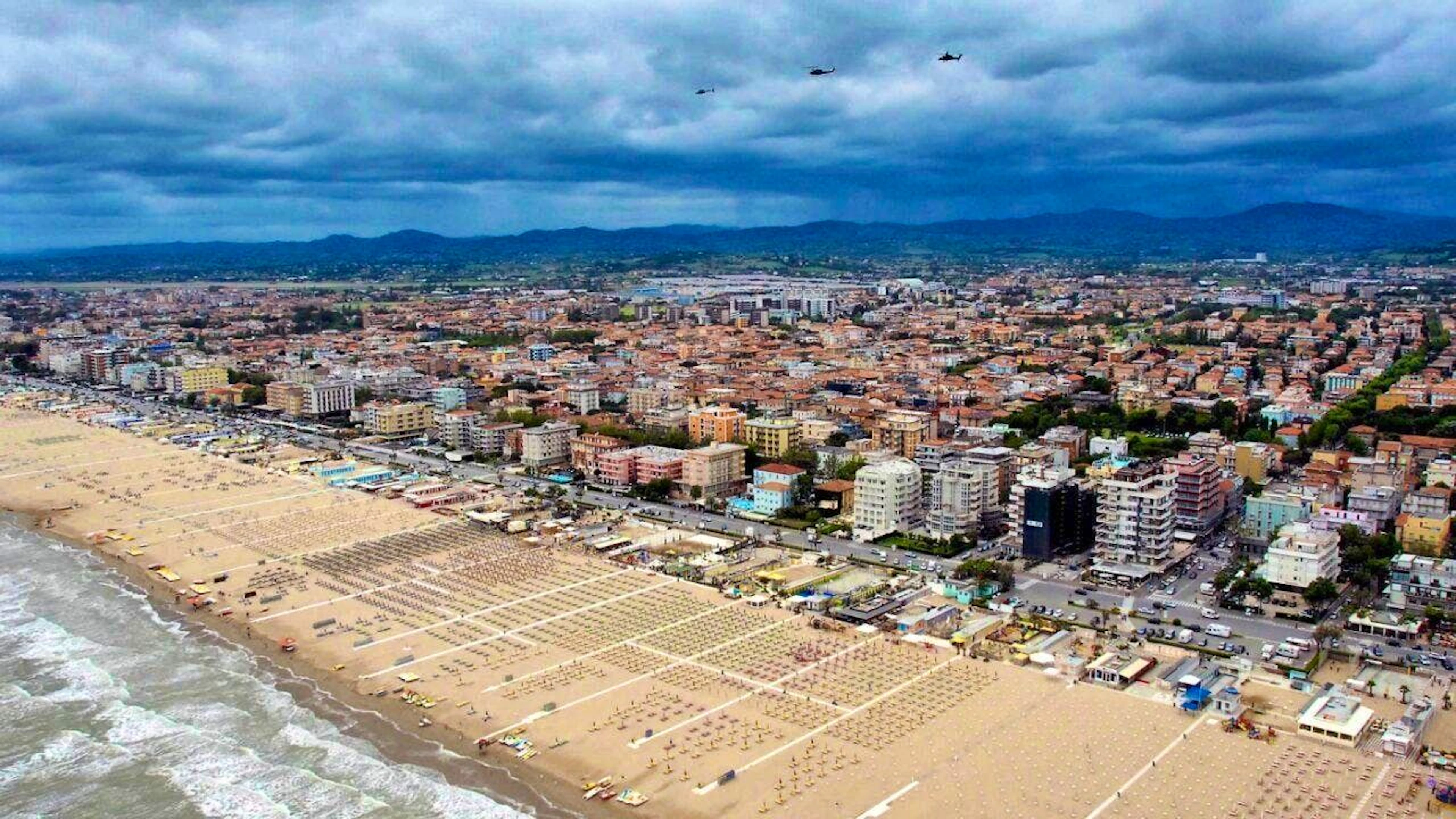 Aerial view of Rimini beach, famous throughout Europe. (archive picture)
