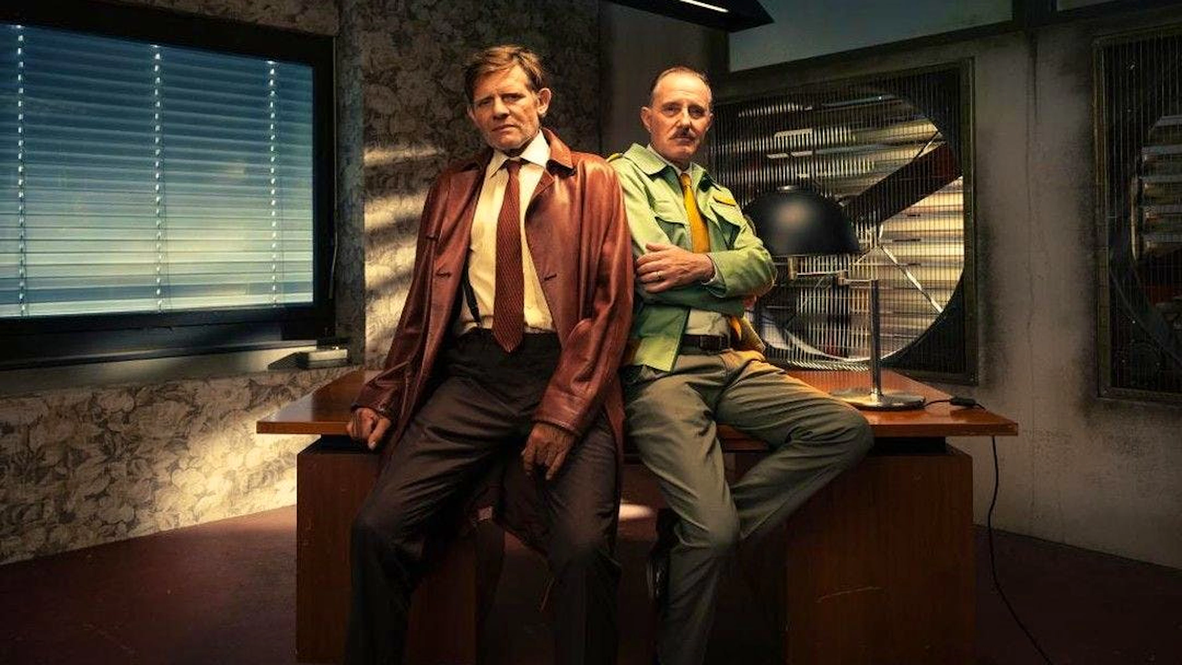Maloney und der Polizist sind bald im Fernsehen. 