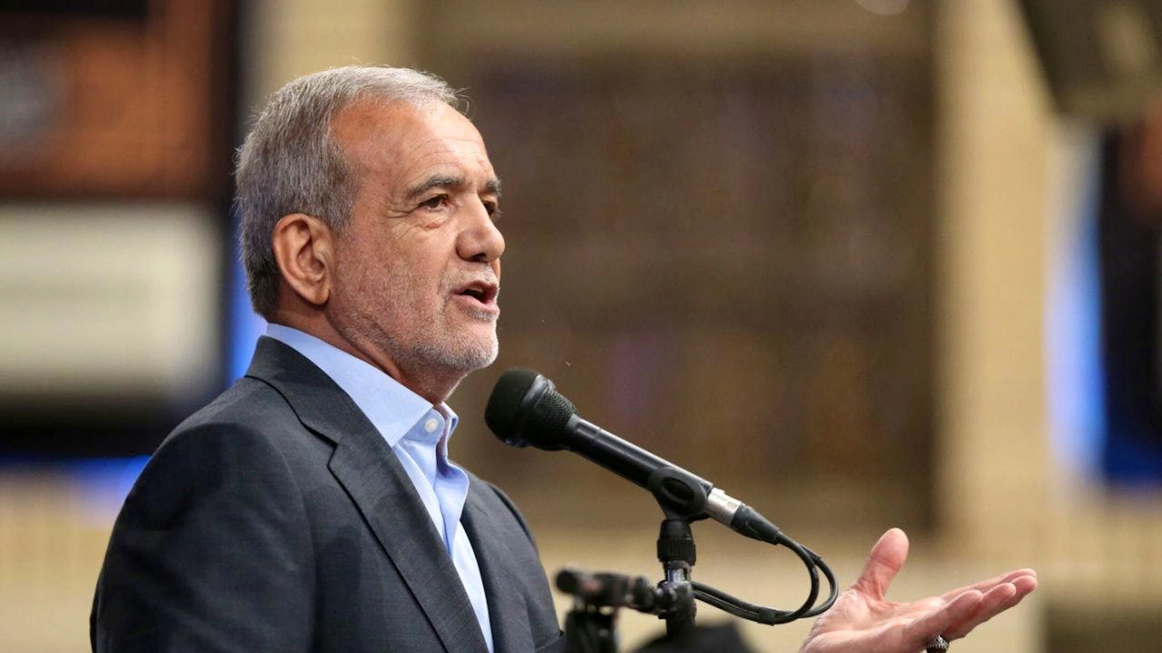 Le président iranien Massoud Pezeshkian a prêté serment devant le Parlement en 2024 (archives).