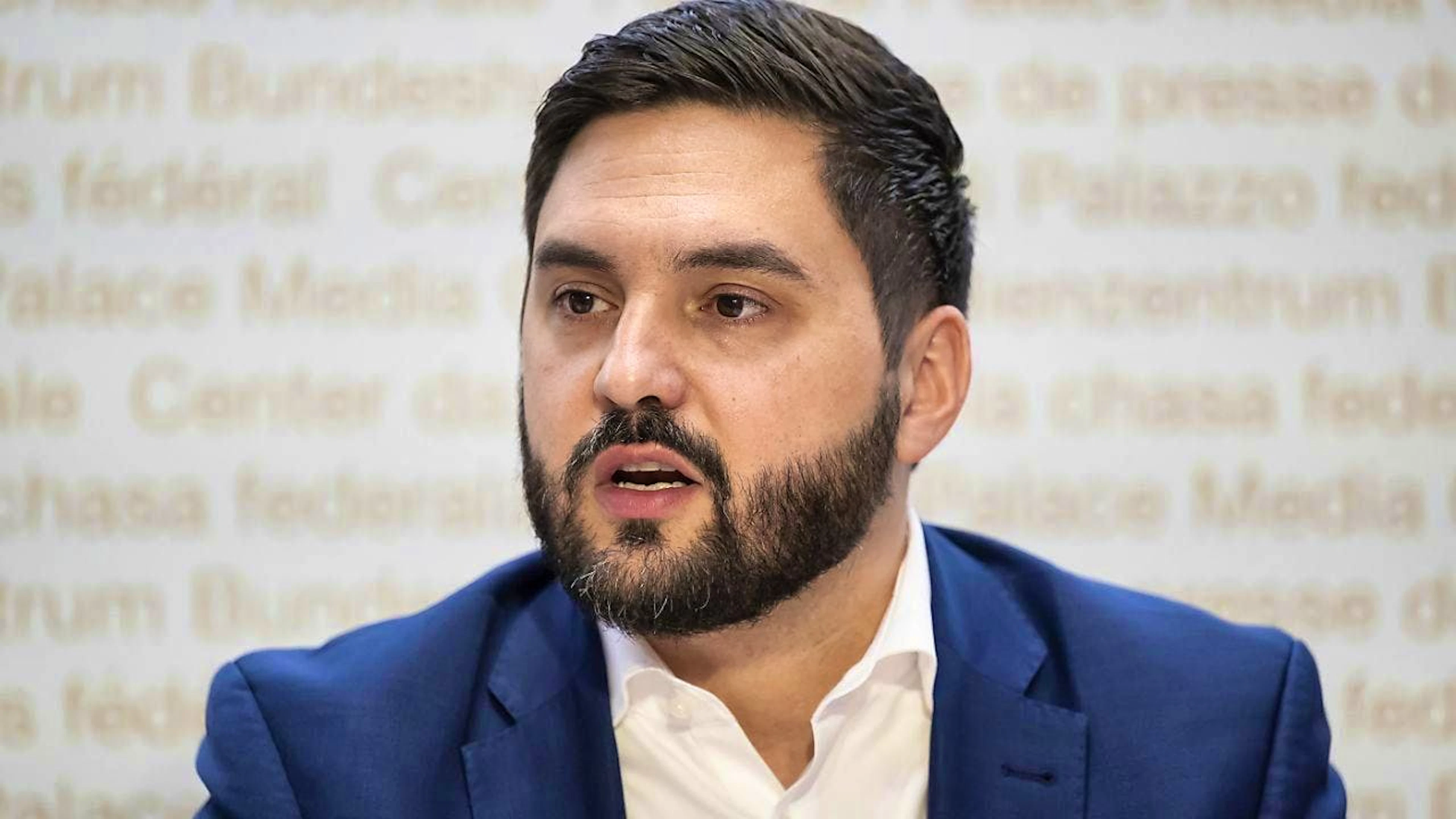 Cédric Wermuth, Co-President of the SP Switzerland, is calling for an active Swiss response to the US tariffs.