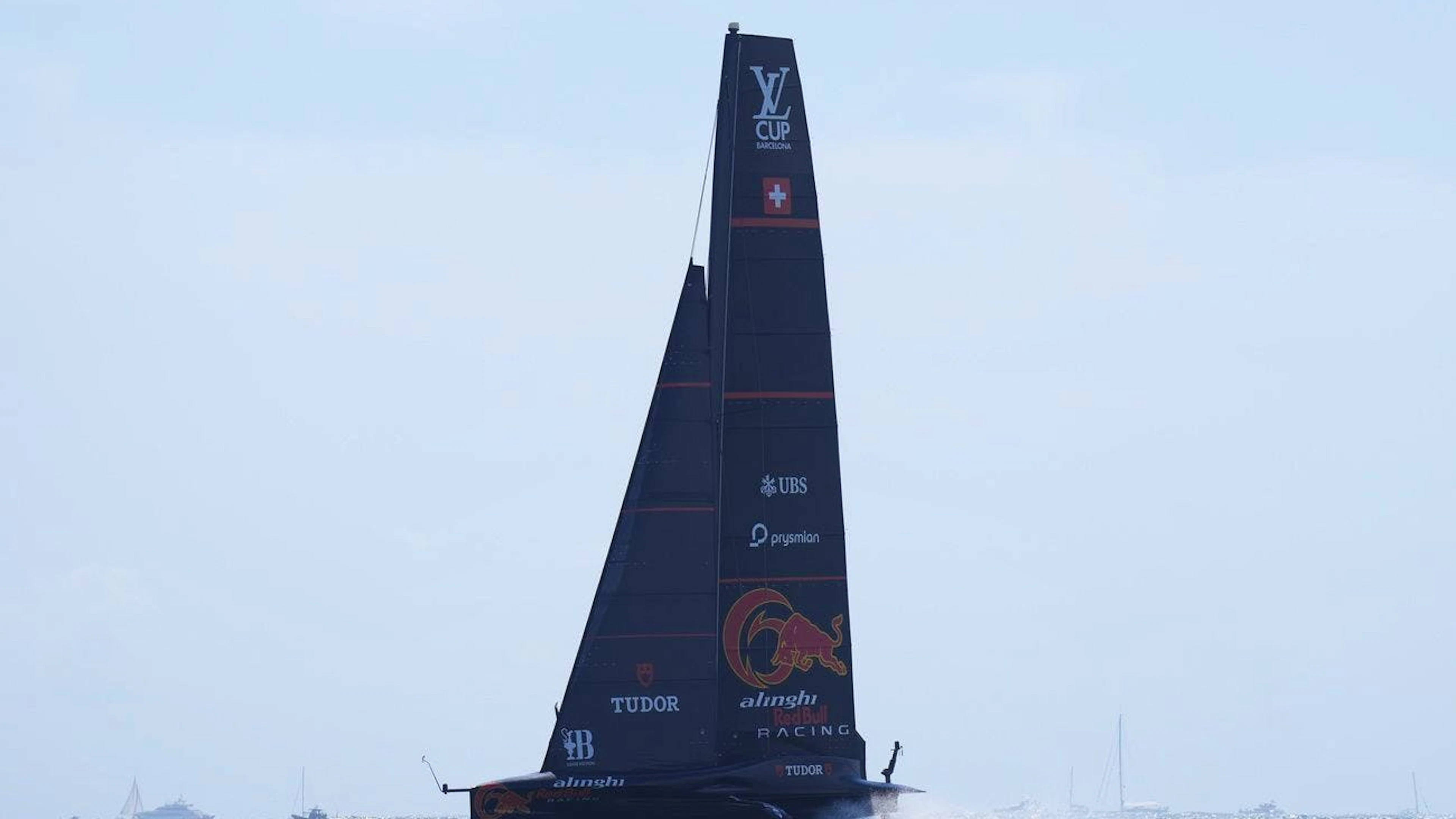 Alinghi a subi la loi de Britannia samedi.