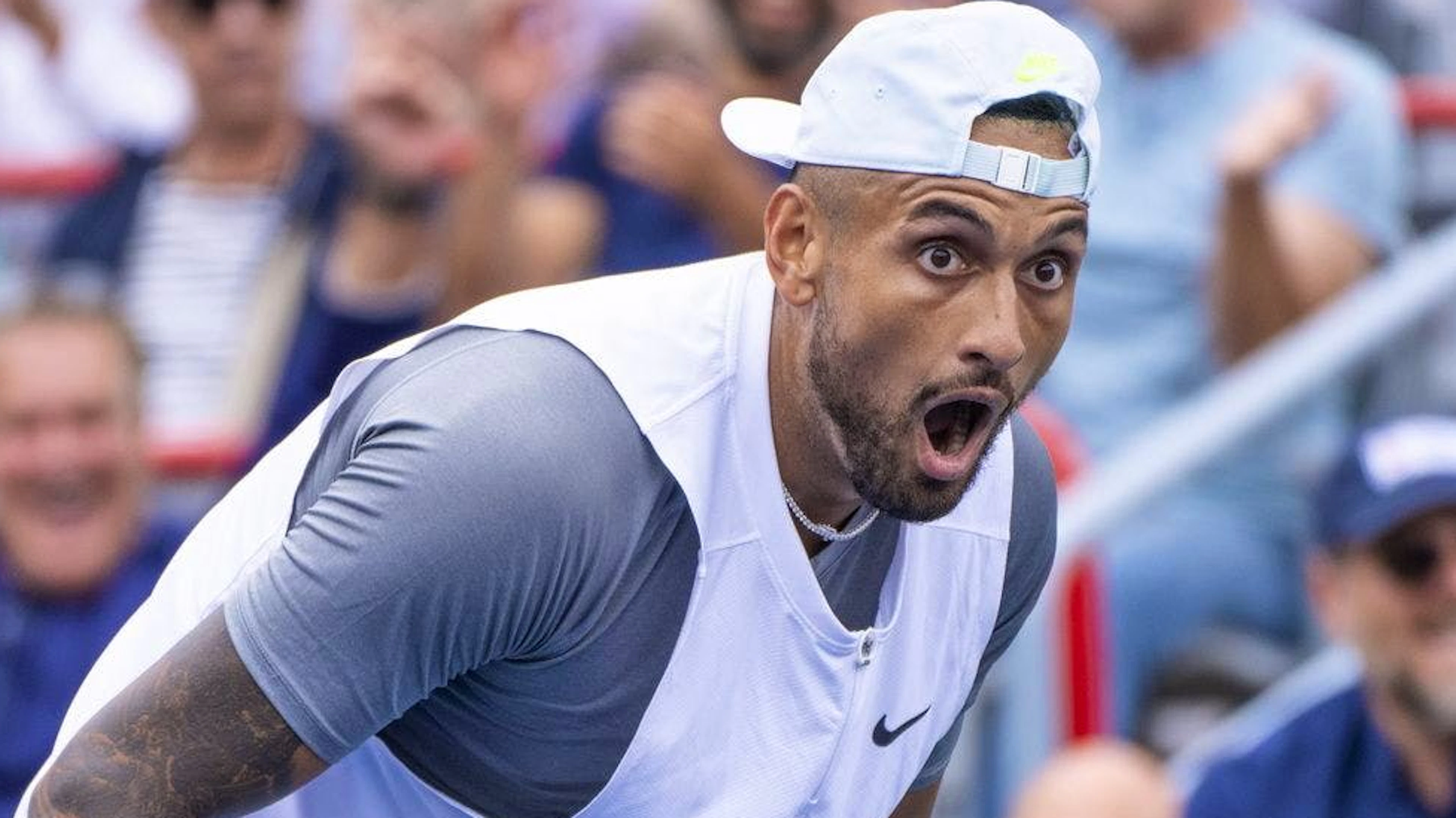 Nick Kyrgios continua a criticare.