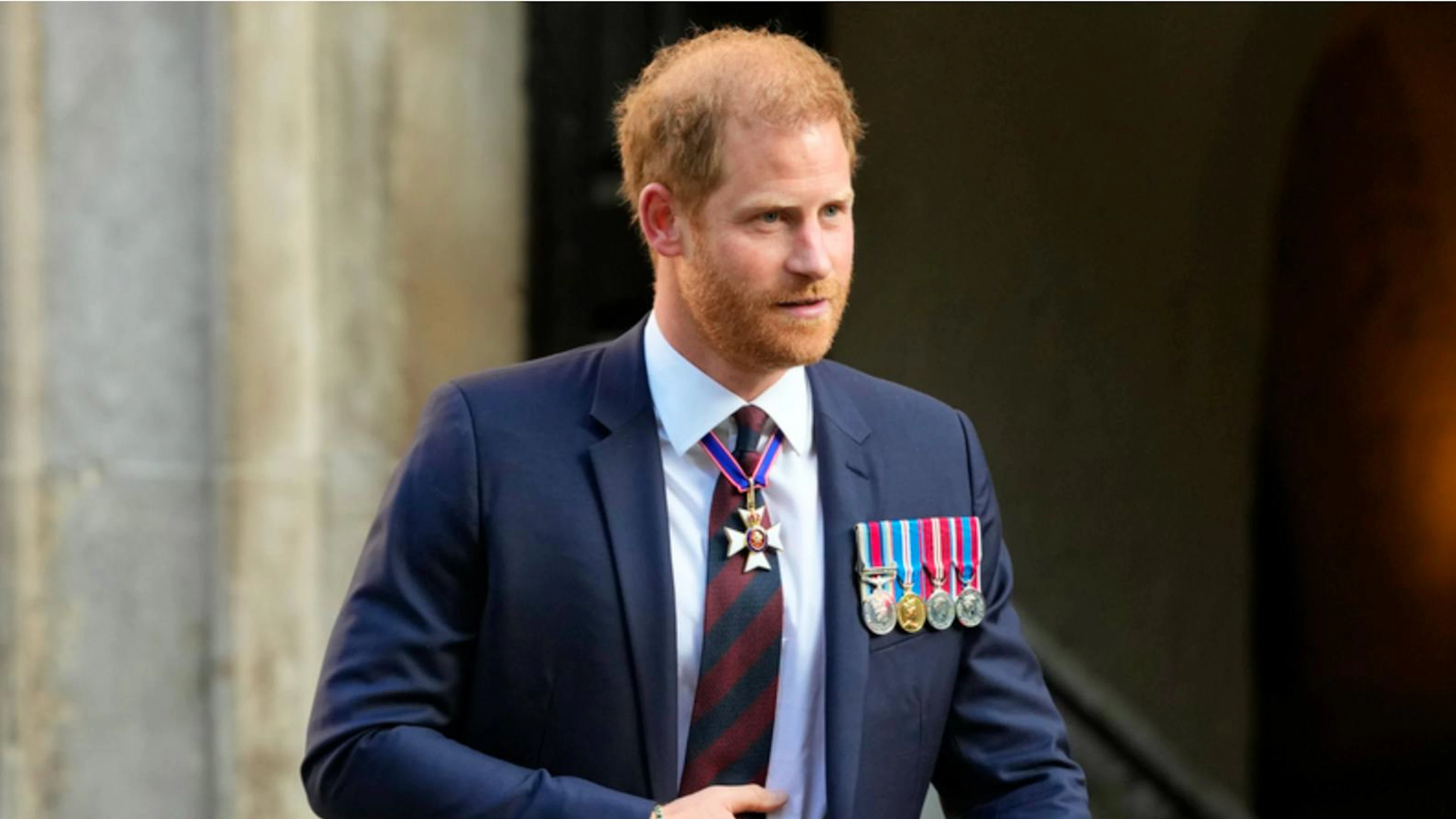 Prinz Harry wäre nicht der erste Royal, der sich Tinte unter die Haut stechen lässt.
