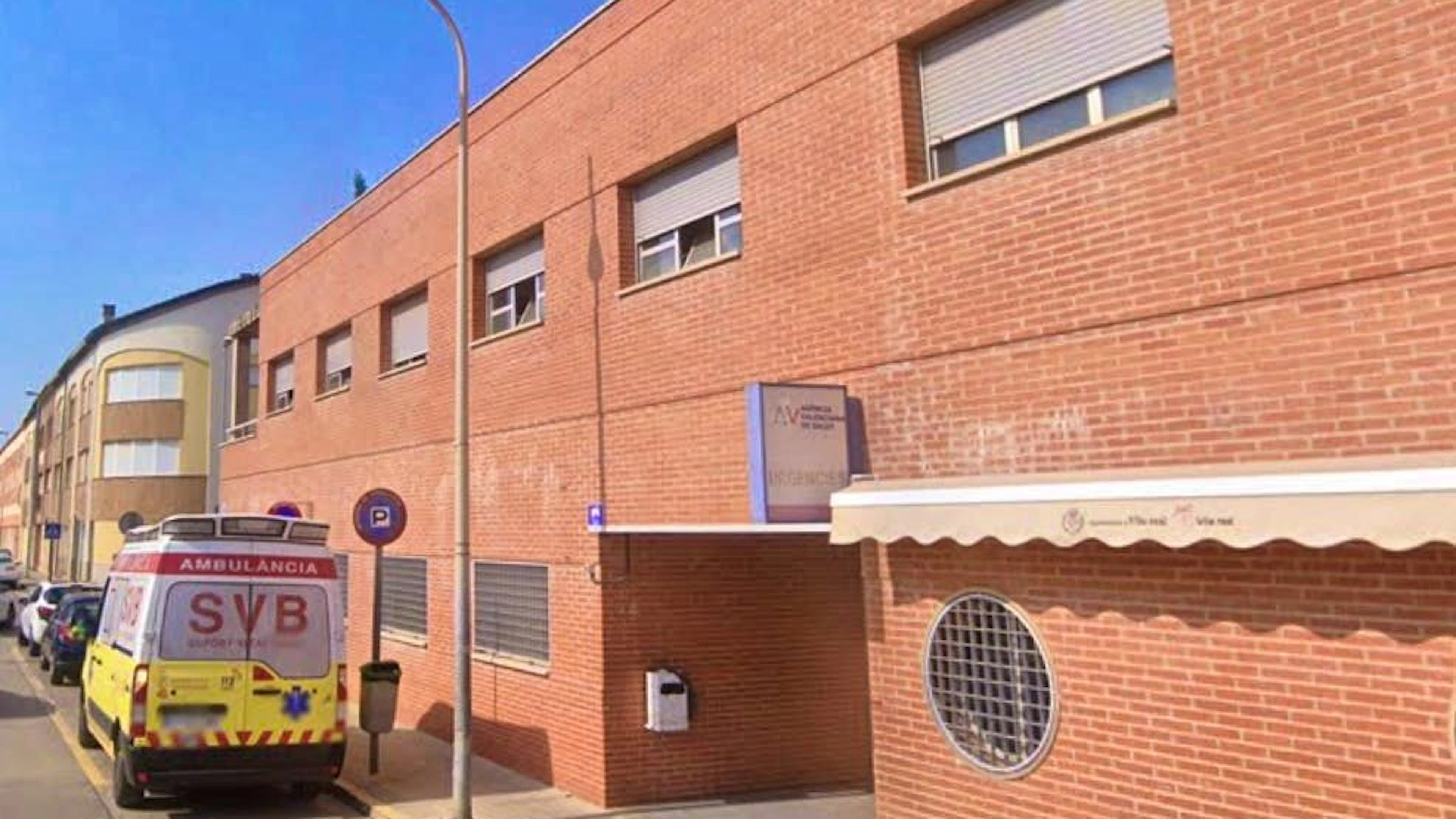 Peu avant d'atteindre l'hôpital Carinyera de Villarreal, la femme s'est effondrée.