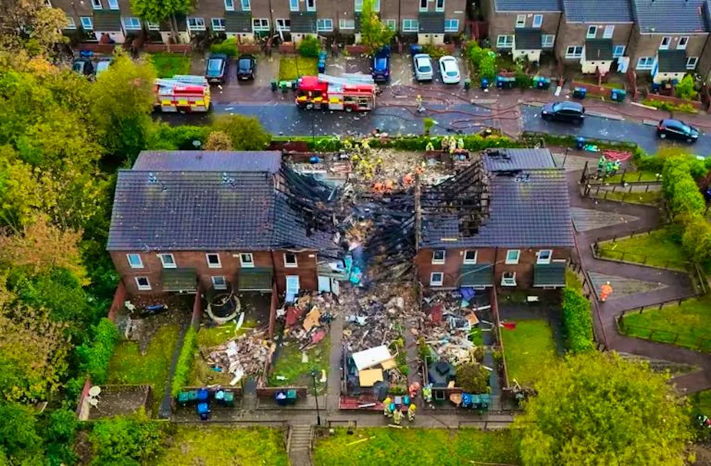 House explodes - boy (7) dies, six people in hospital