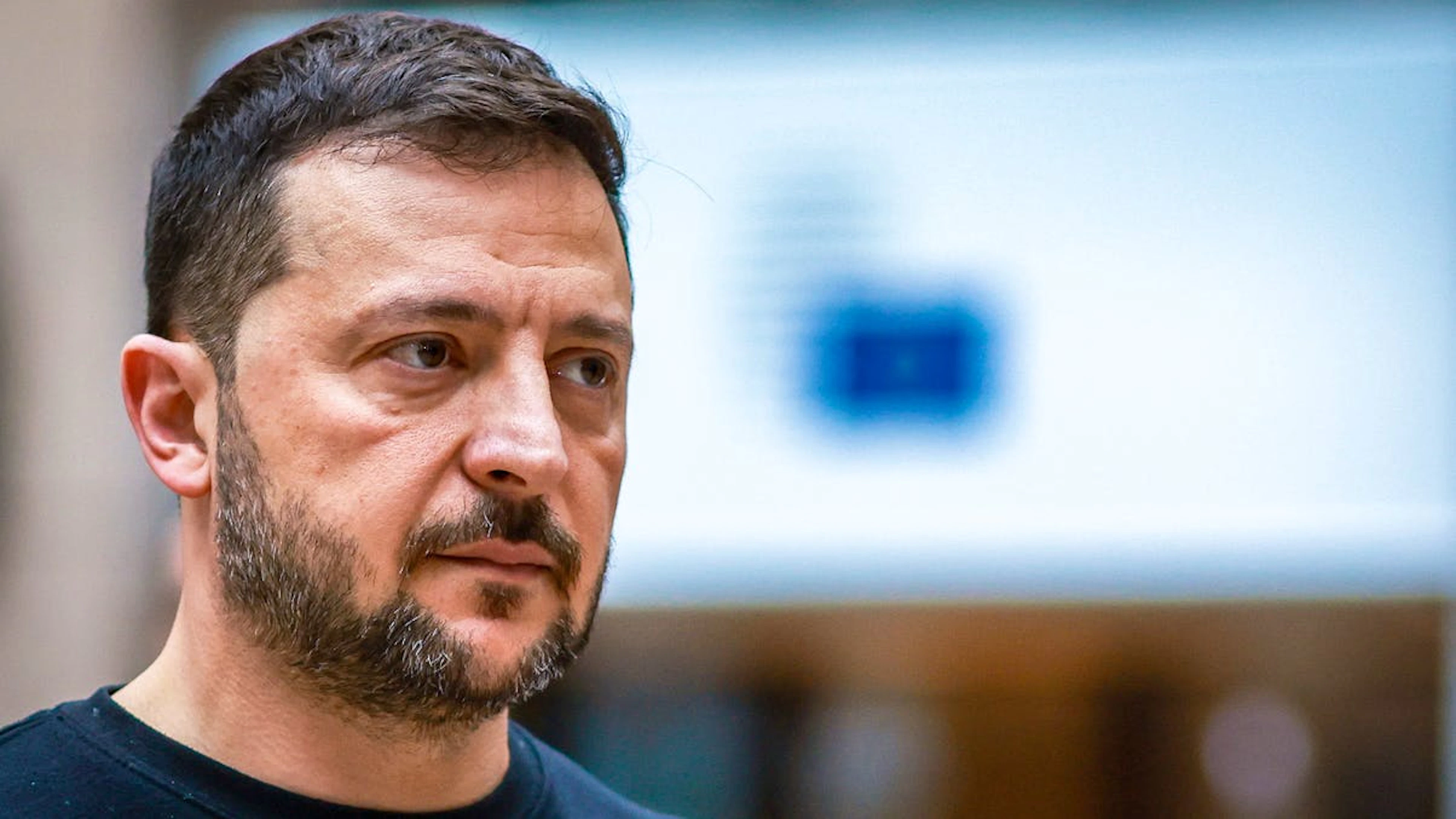 «Il est extrêmement important pour nous de préserver la nature de ces relations, de maintenir ce soutien» et un «dialogue respectueux», a appuyé M. Zelensky.