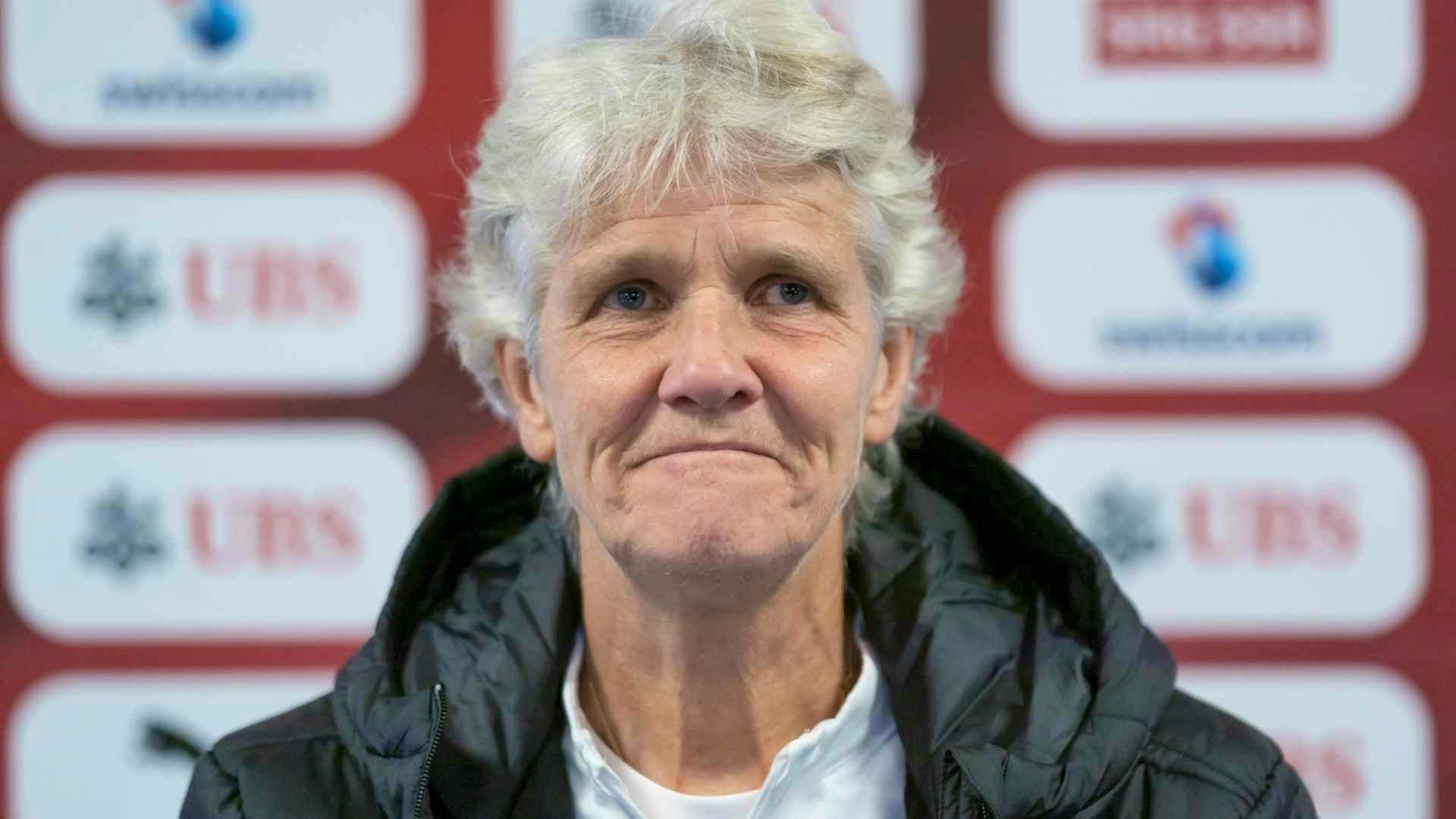 Pia Sundhage tritt meist gutgelaunt vor die Medien.