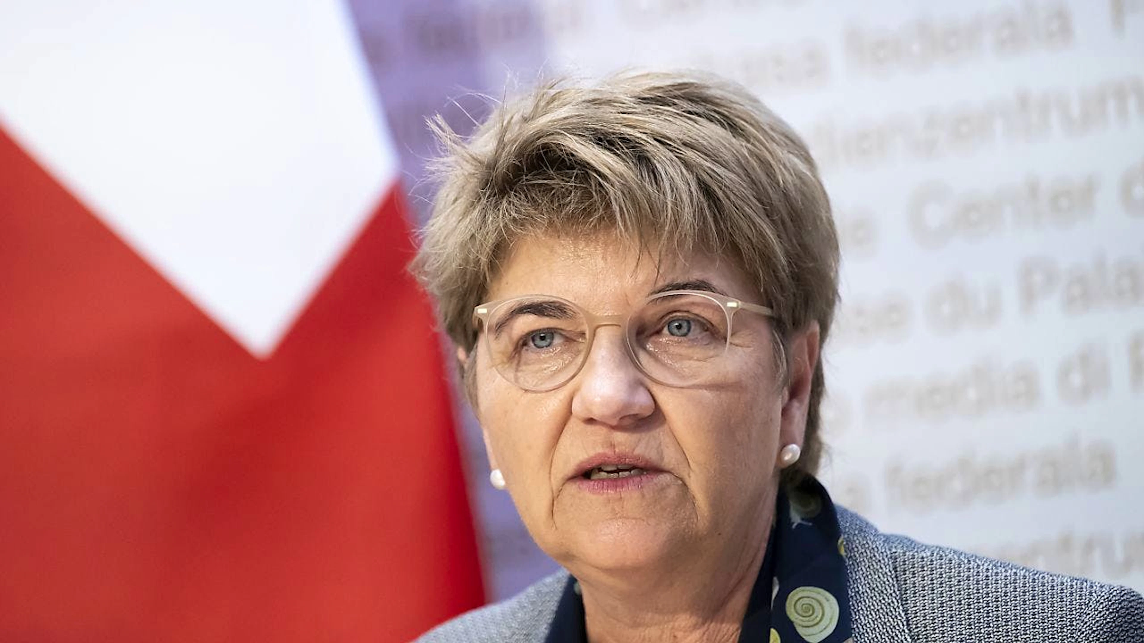 Verteidigungsministerin Viola Amherd fordert eine Aufklärung nach den EFK-Berichten zur Betrugsaffäre bei der Ruag.