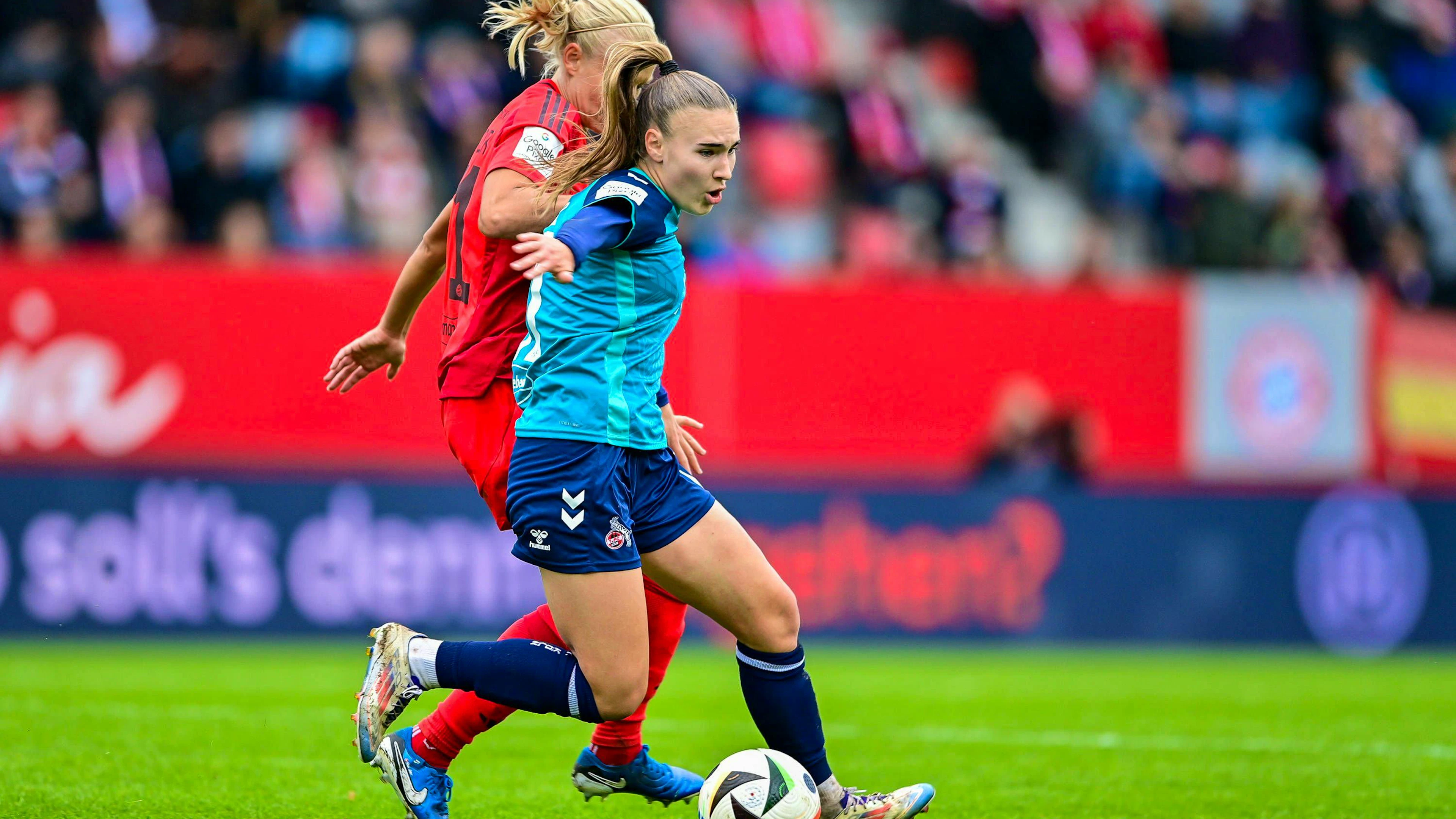 #10: Alena Bienz (21) / 1. FC Köln / Geburtsdatum: 5. März 2003