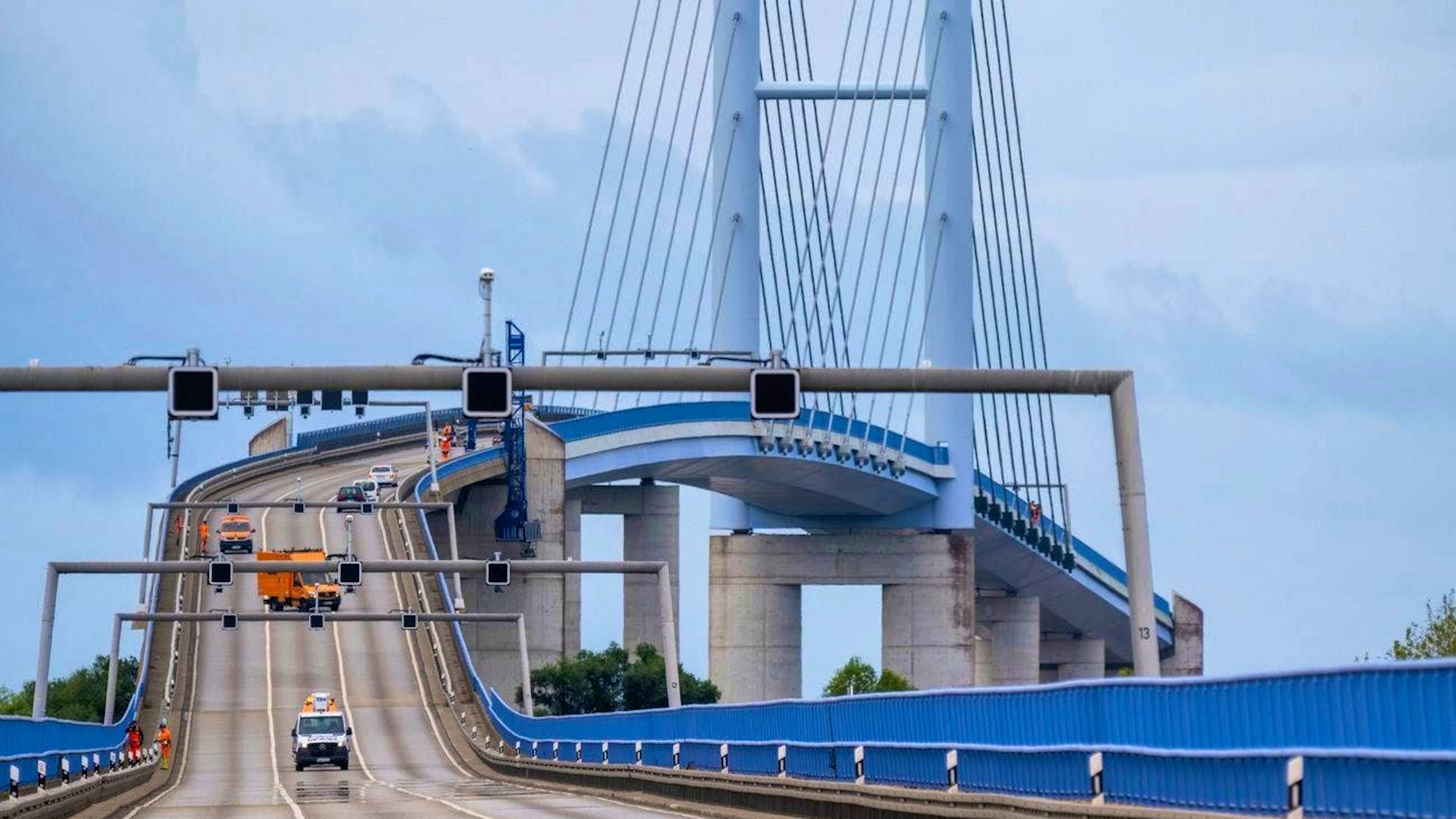 Blocked Rügen Bridge in Mecklenburg-Western Pomerania: "We can't put things off."