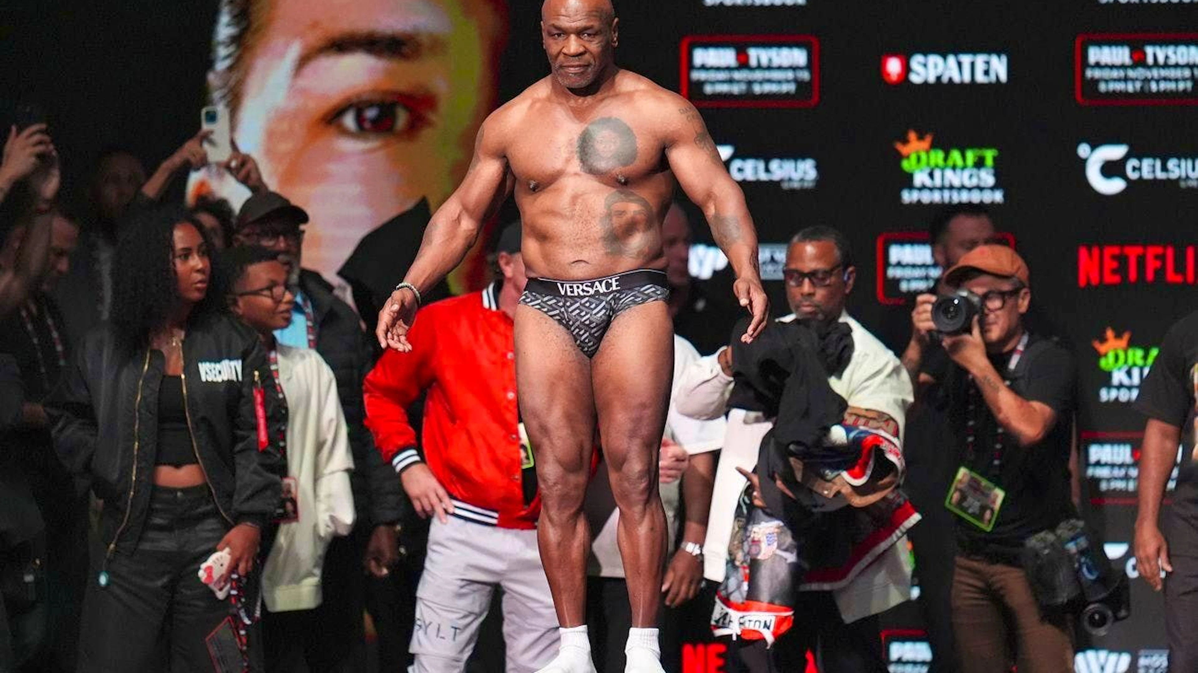 Even before the fight against influencer Jake Paul, 58-year-old Mike Tyson showed that he hasn't just seen the gym from the outside in recent weeks.