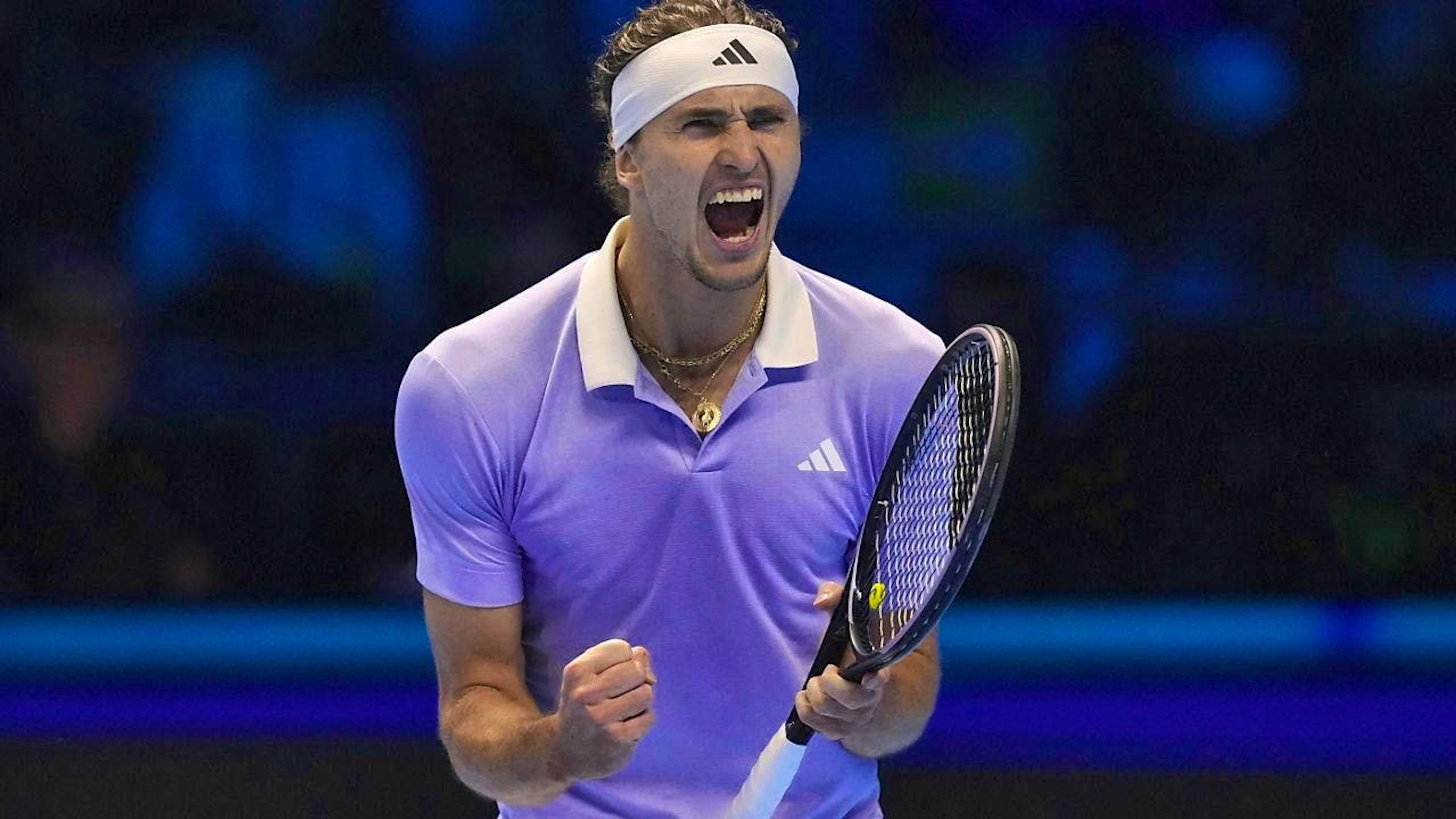 Alexander Zverev also put in a strong performance in his third group match at the ATP Finals