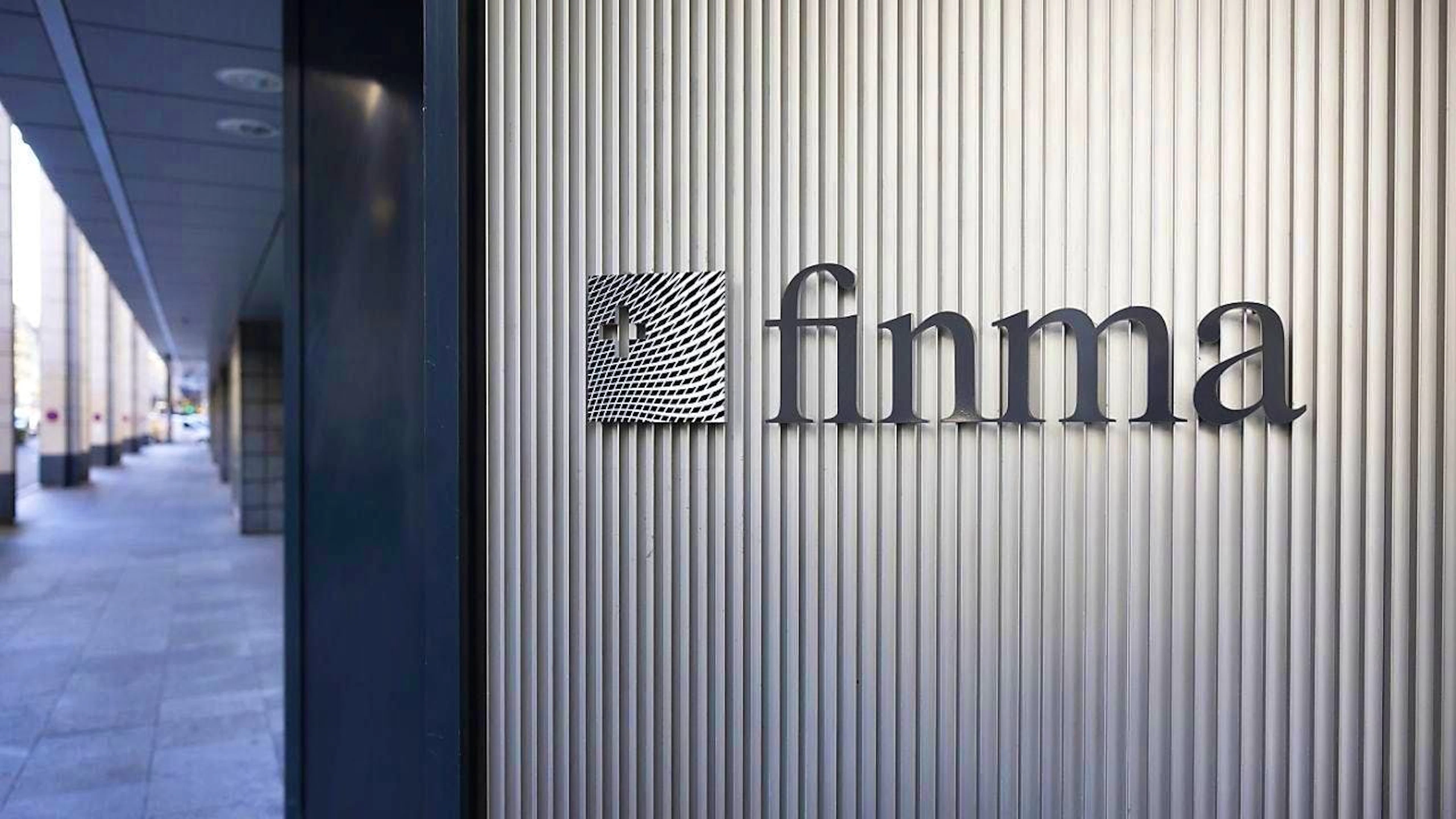 The Swiss Financial Market Supervisory Authority strongly suspects that companies and individuals around the "Moonshot" platform have been operating as securities firms and accepting deposits from the public without a license. (archive picture)