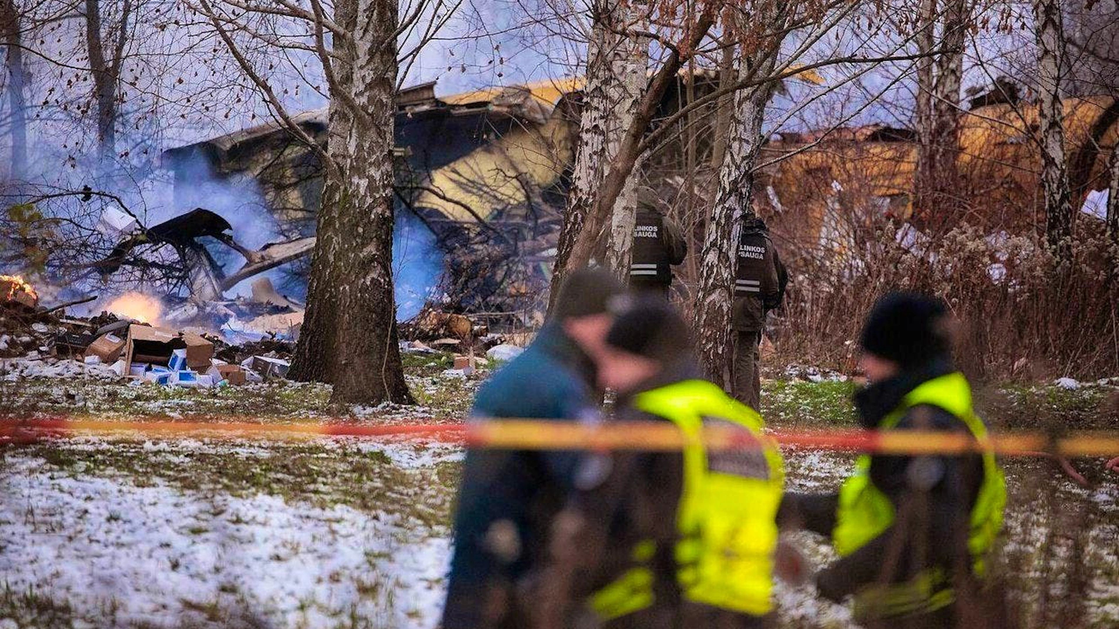 The authorities are working on site at the crash site.