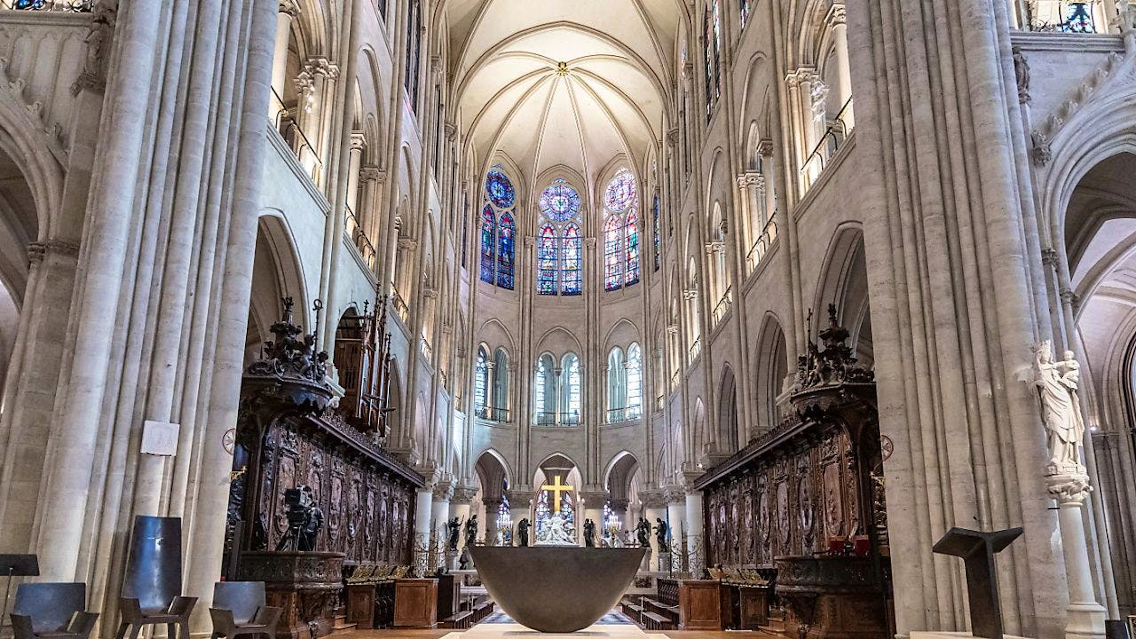 Une cinquantaine de chefs d'Etat et de gouvernement sont attendus pour la réouverture de Notre-Dame de Paris samedi.