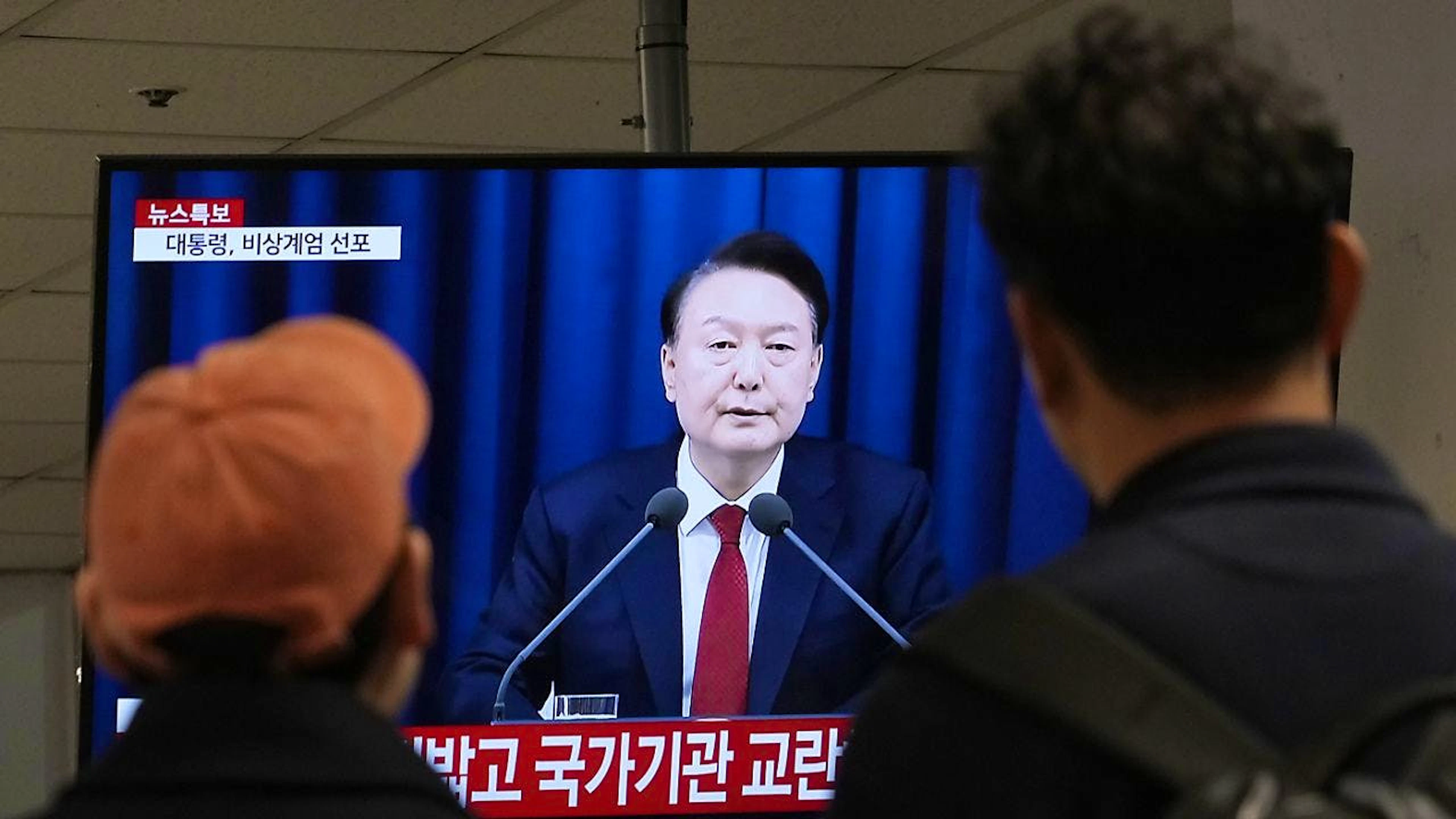 Le président sud-coréen Yoon Suk-yeol a décrété la loi martiale, en accusant l'opposition de constituer des "forces hostiles à l'Etat".