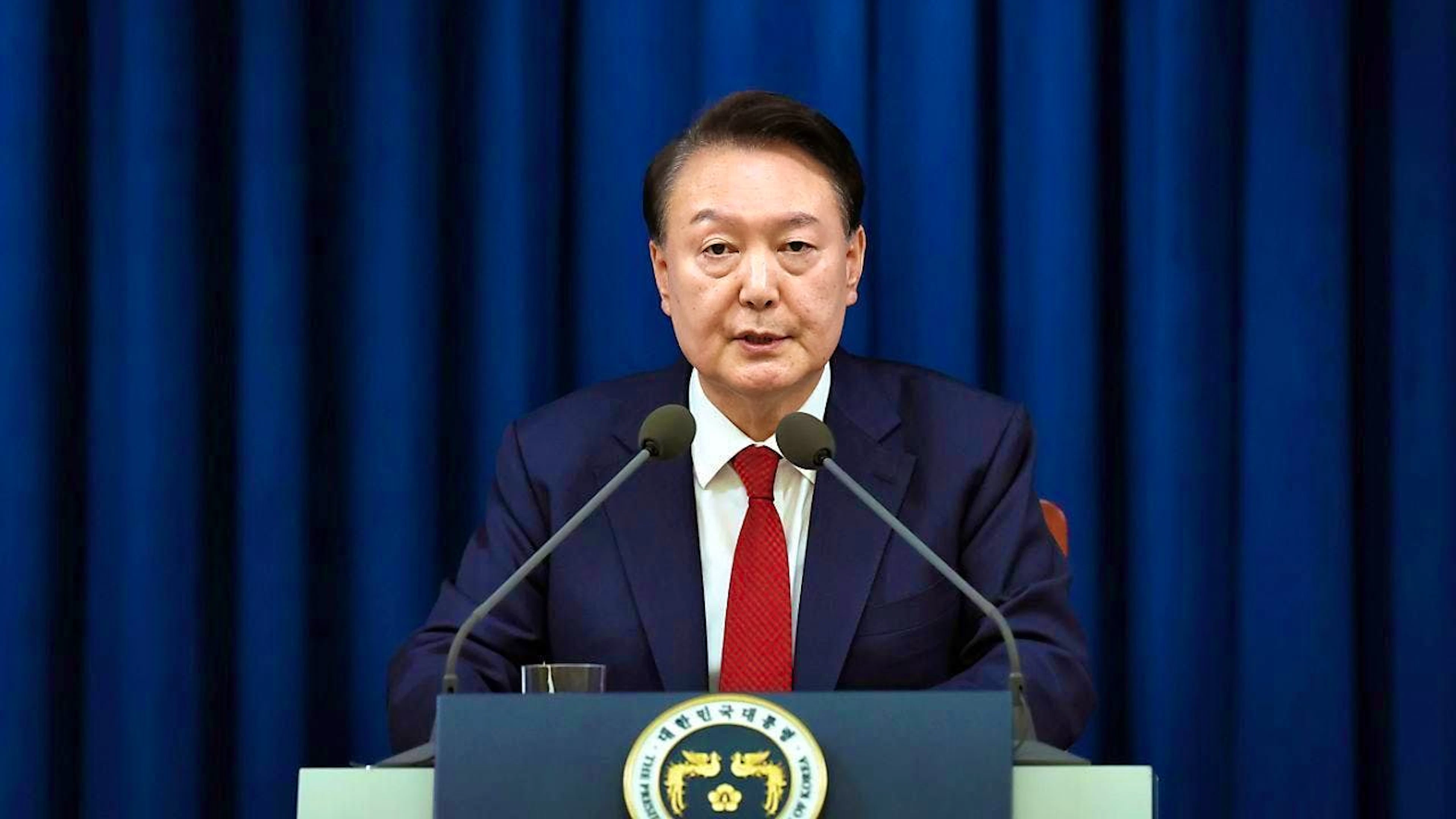 HANDOUT - In this photo, South Korean President Yoon Suk Yeol speaks during a press conference at the presidential office. Photo: Uncredited/South Korea Presidential Office/AP/dpa - ATTENTION: Only for subscribers to the dpa News for Children service and with full credit as above