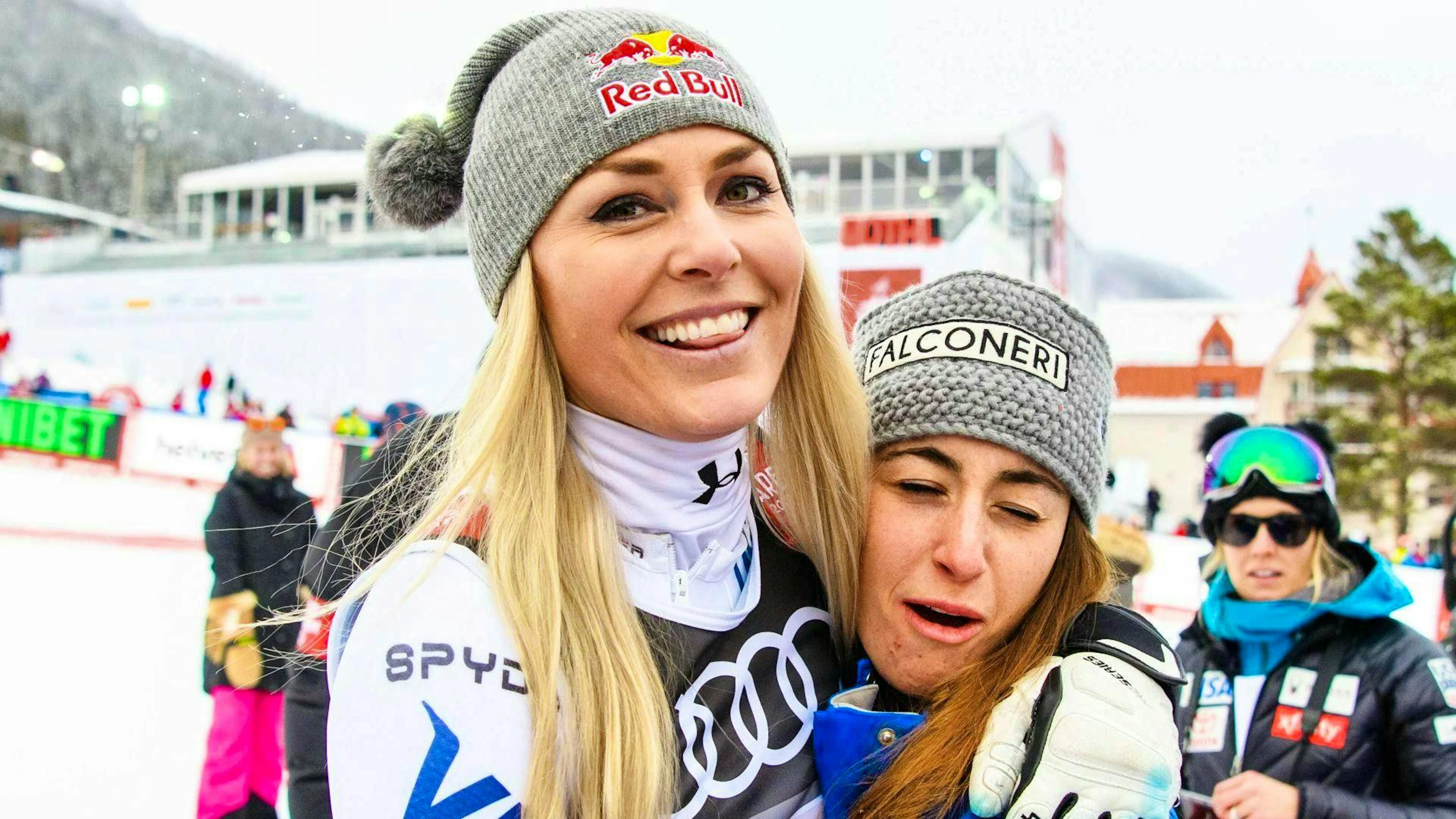 Lindsey Vonn and Sofia Goggia get on very well.