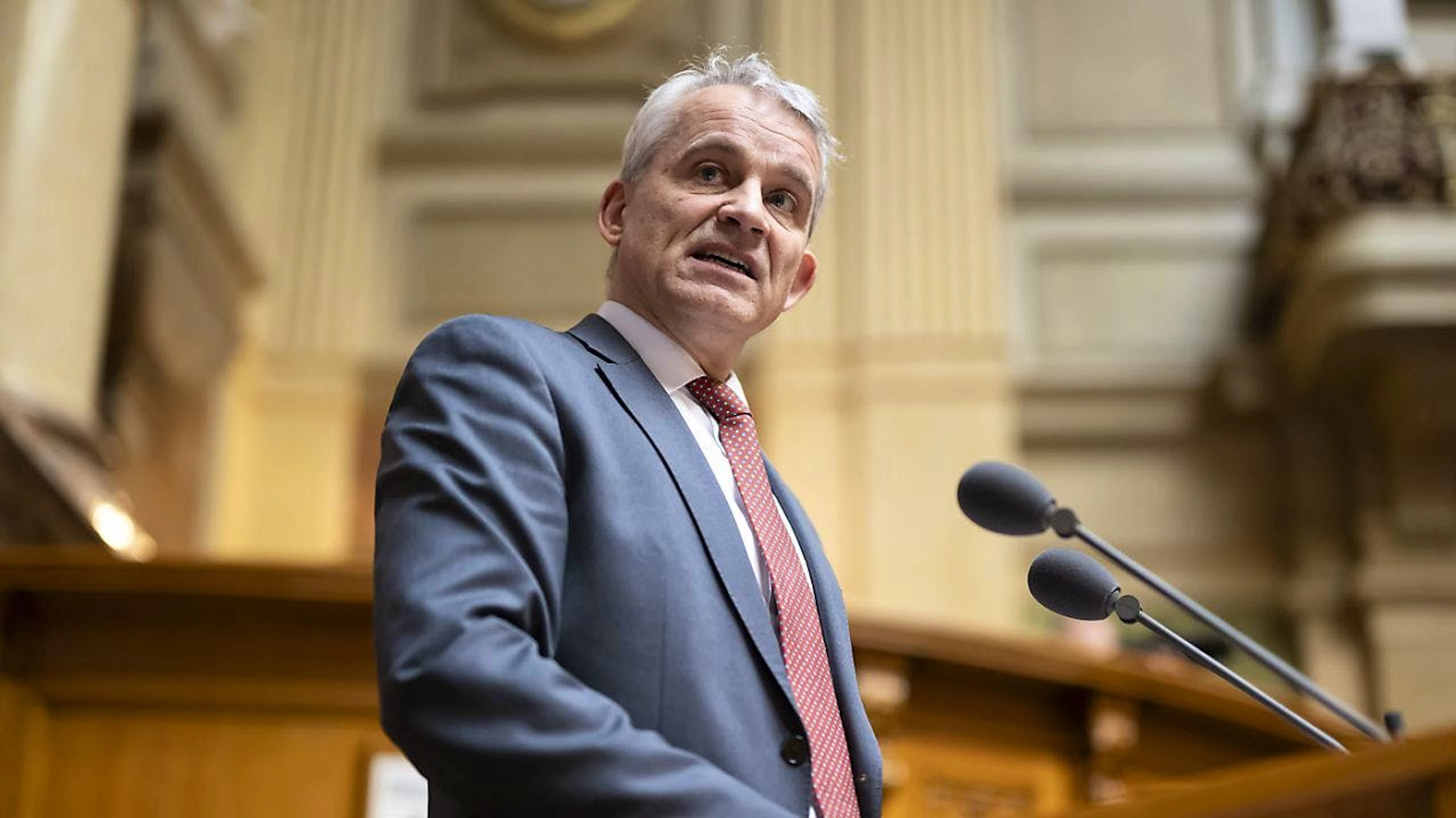 Justizminister Beat Jans am Mittwoch während der Debatte zum Hamas-Verbot im Nationalrat.