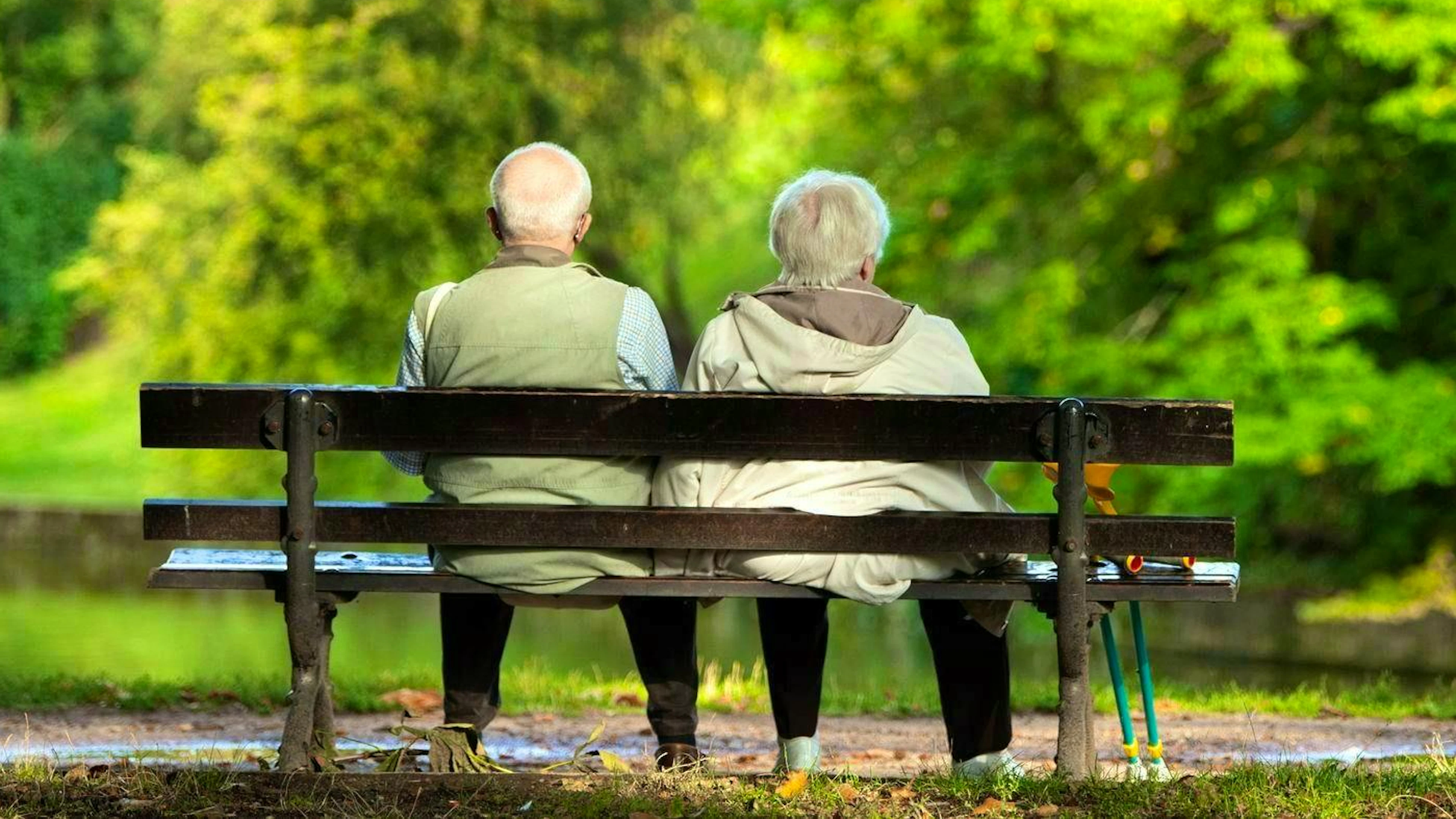 When it comes to pensions, it is important to read pension fund regulations carefully. (symbolic image)