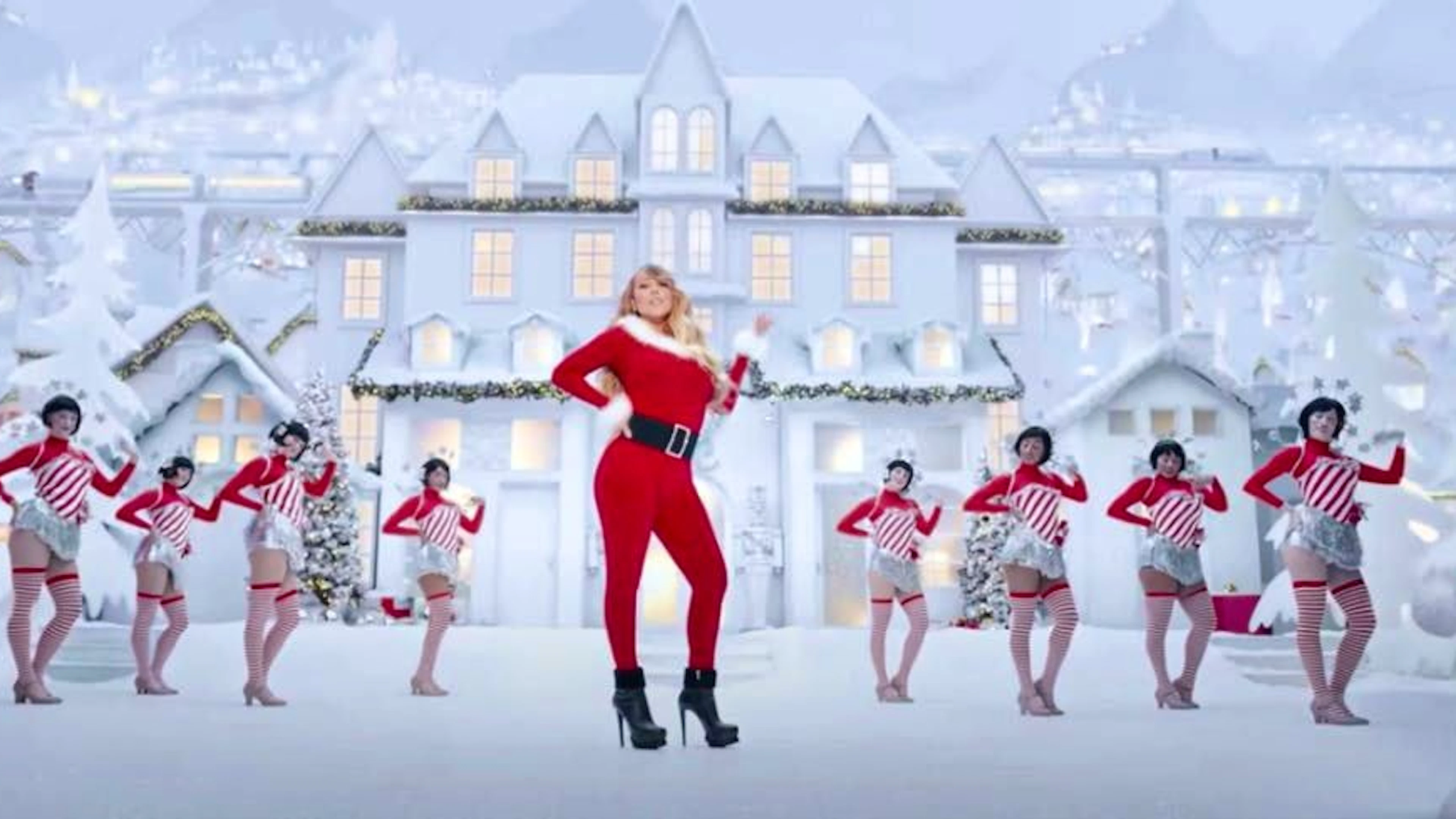 Sorprendentemente non è stata inserita nella lista: Mariah Carey con «All I Want For Christmas Is You».