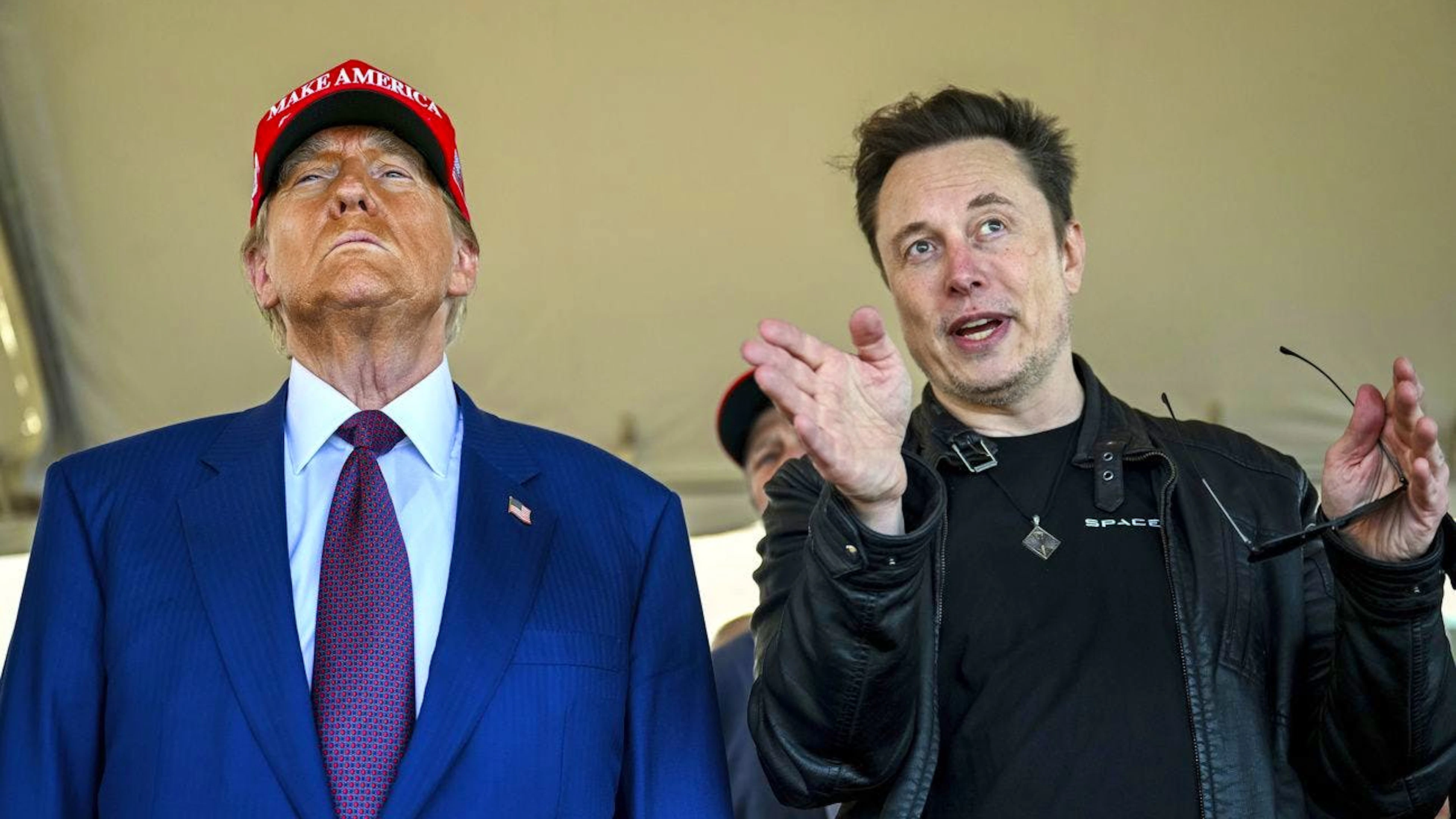 «La raison pour laquelle je suis en Amérique comme tant que personnes essentielles qui ont construit SpaceX, Tesla et des centaines d'autres entreprises (...), c'est à cause du H1B», a tonné Elon Musk sur son réseau X vendredi (archives).