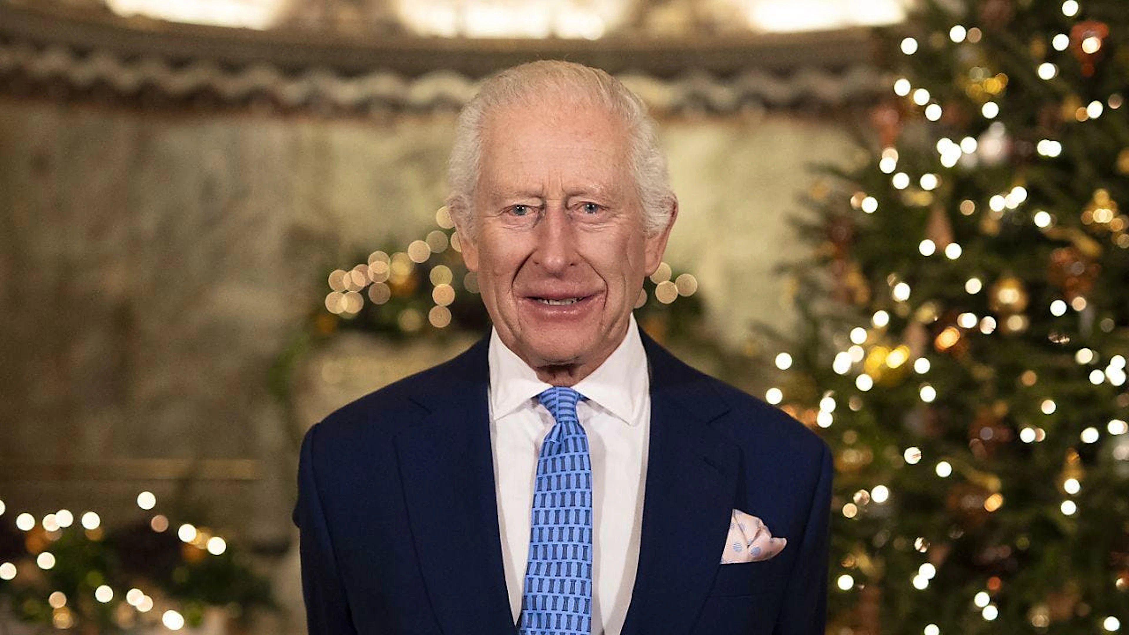 Le roi Charles III a enregistré son message de Noël dans une ancienne chapelle d'hôpital à Londres.