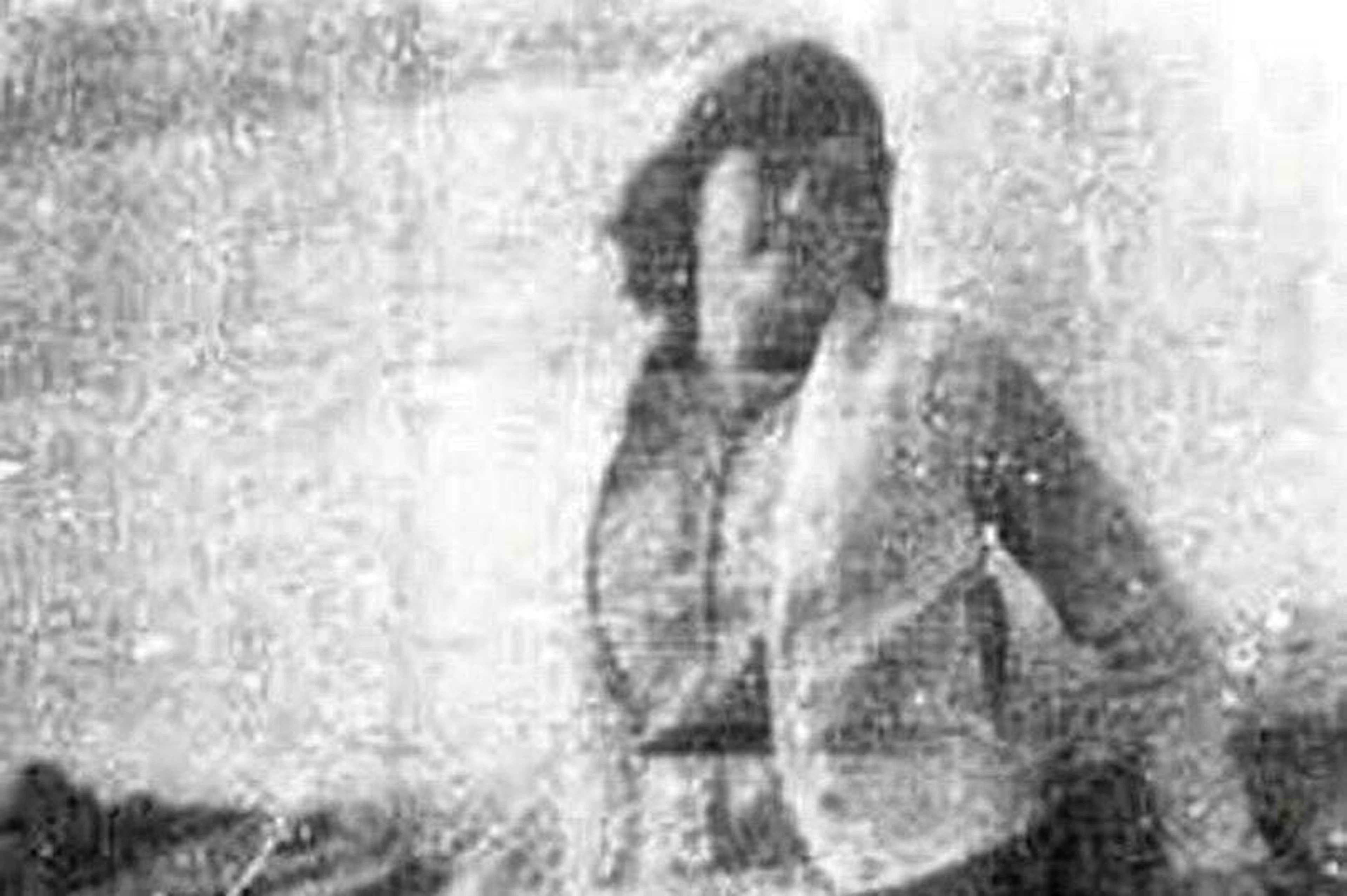 Questa foto è stata utilizzata per la ricerca della donna: la polizia britannica ha risolto uno dei più vecchi casi di persone scomparse.