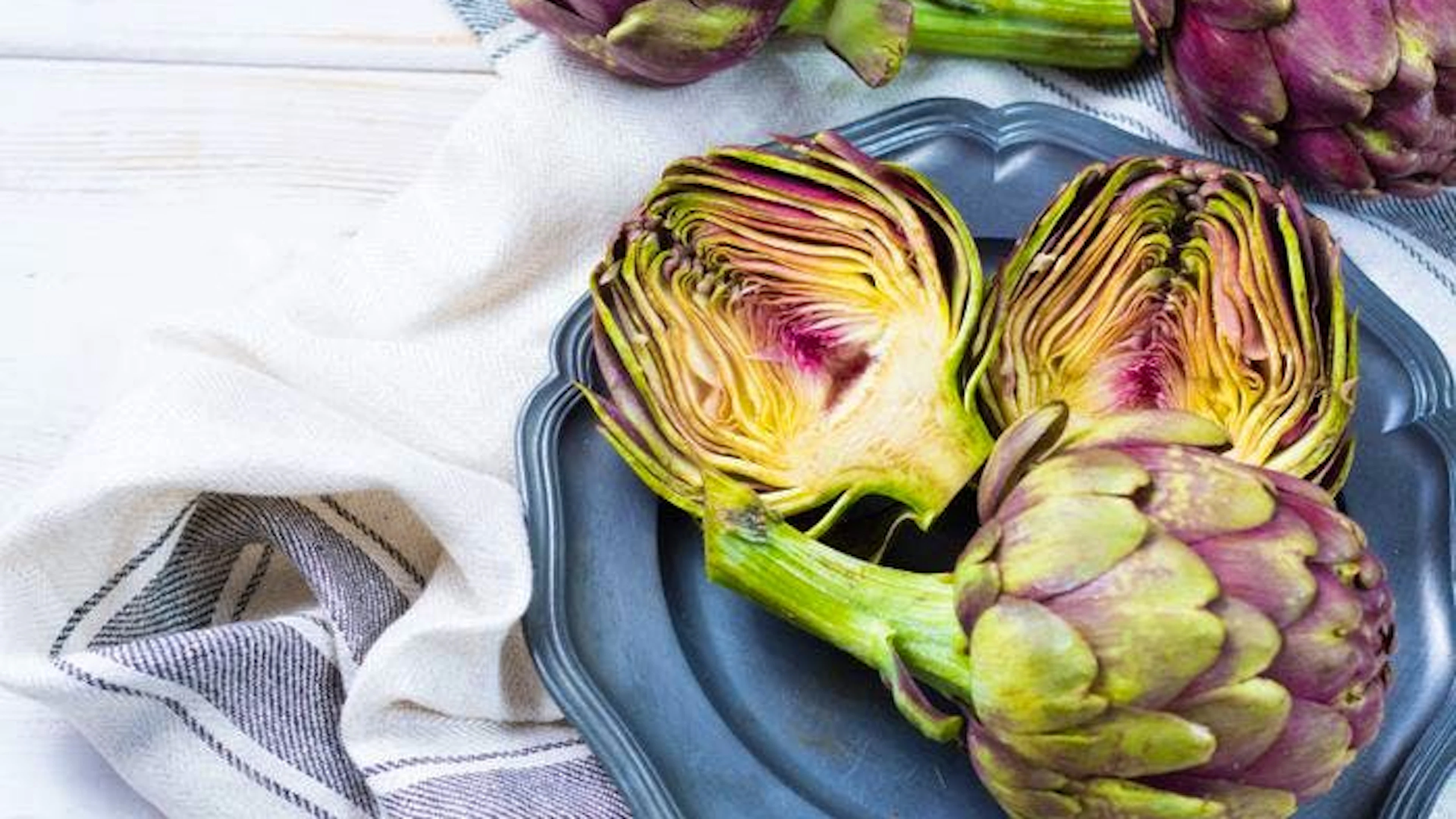 Artischocken sind gesund für die Bauchspeicheldrüse. Am besten wird diese bei der Zubereitung schonend gedämpft.