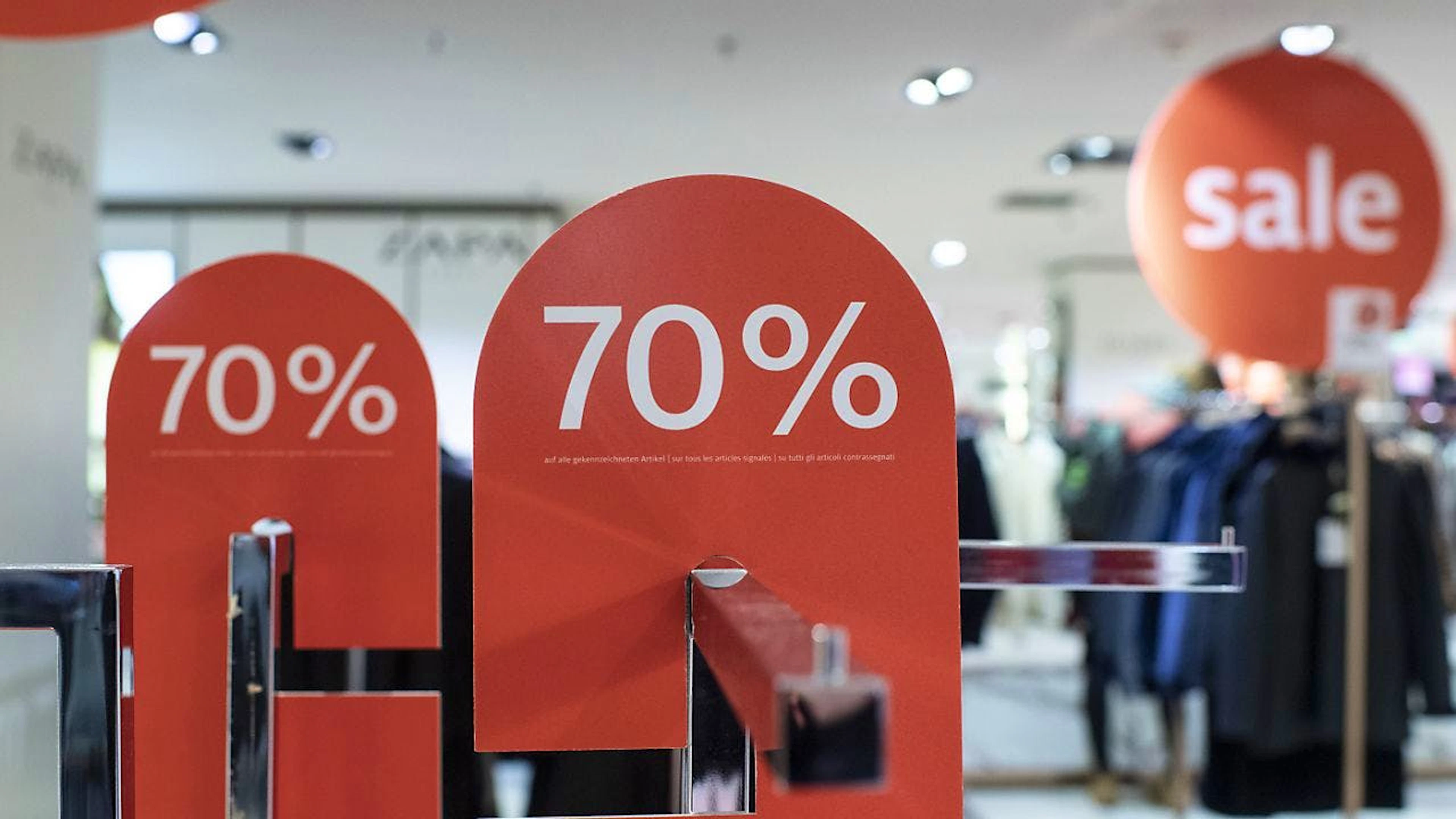La concorrenza online straniera è molto forte.