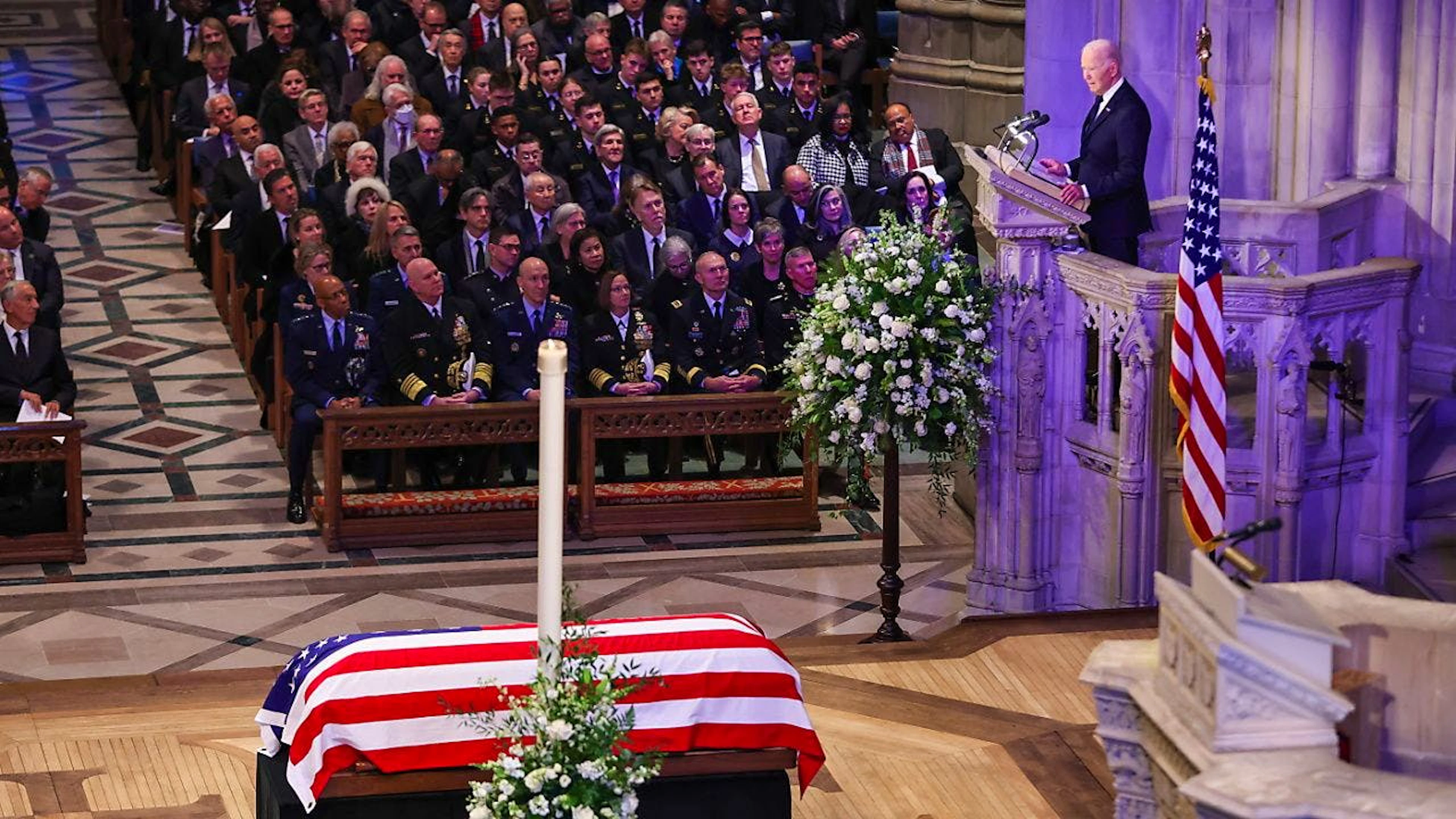 Il presidente degli Stati Uniti Joe Biden durante il suo elogio funebre a Jimmy Carter.