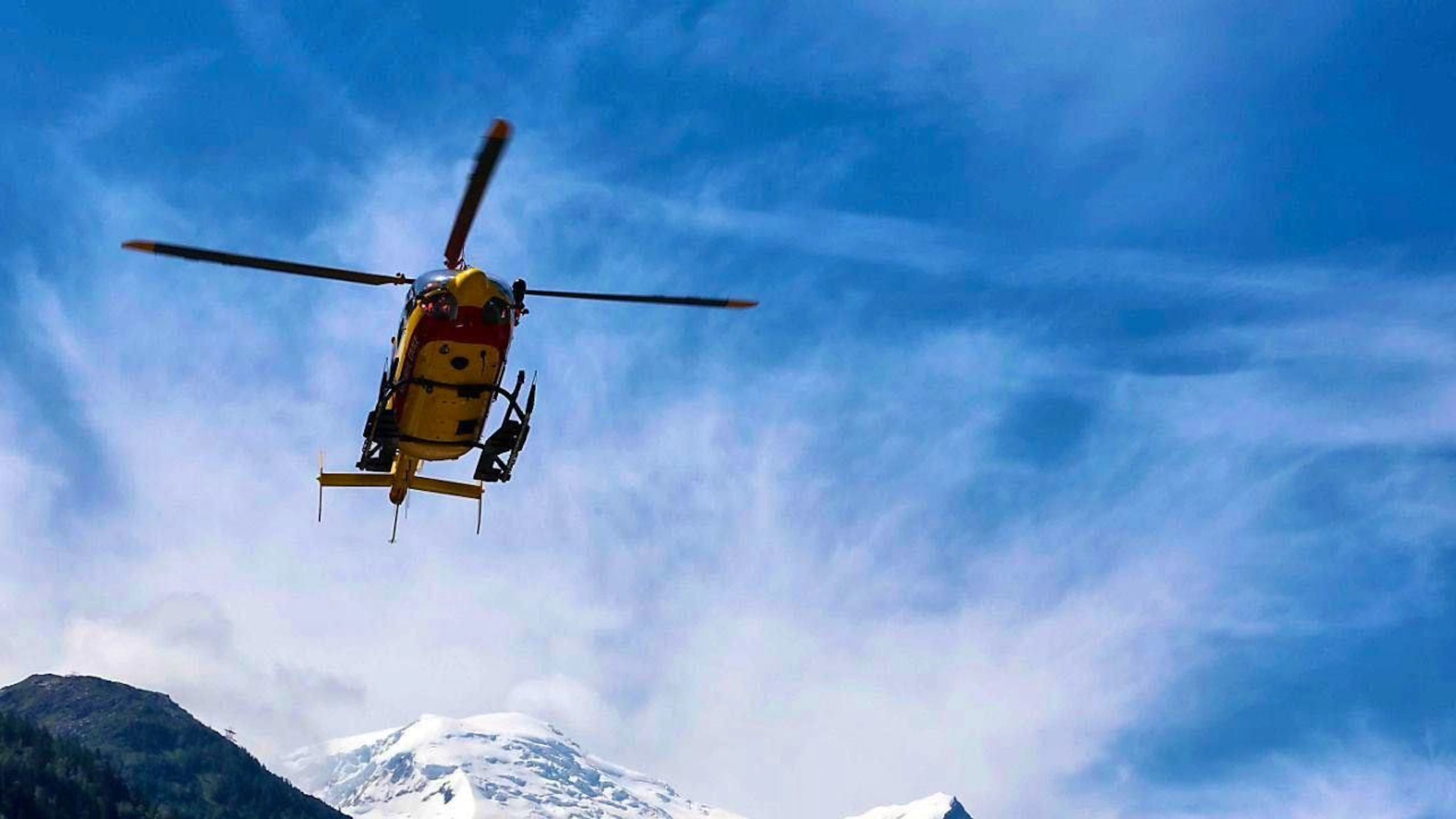 There was a high avalanche risk in several ski resorts in France on Sunday. (theme picture)