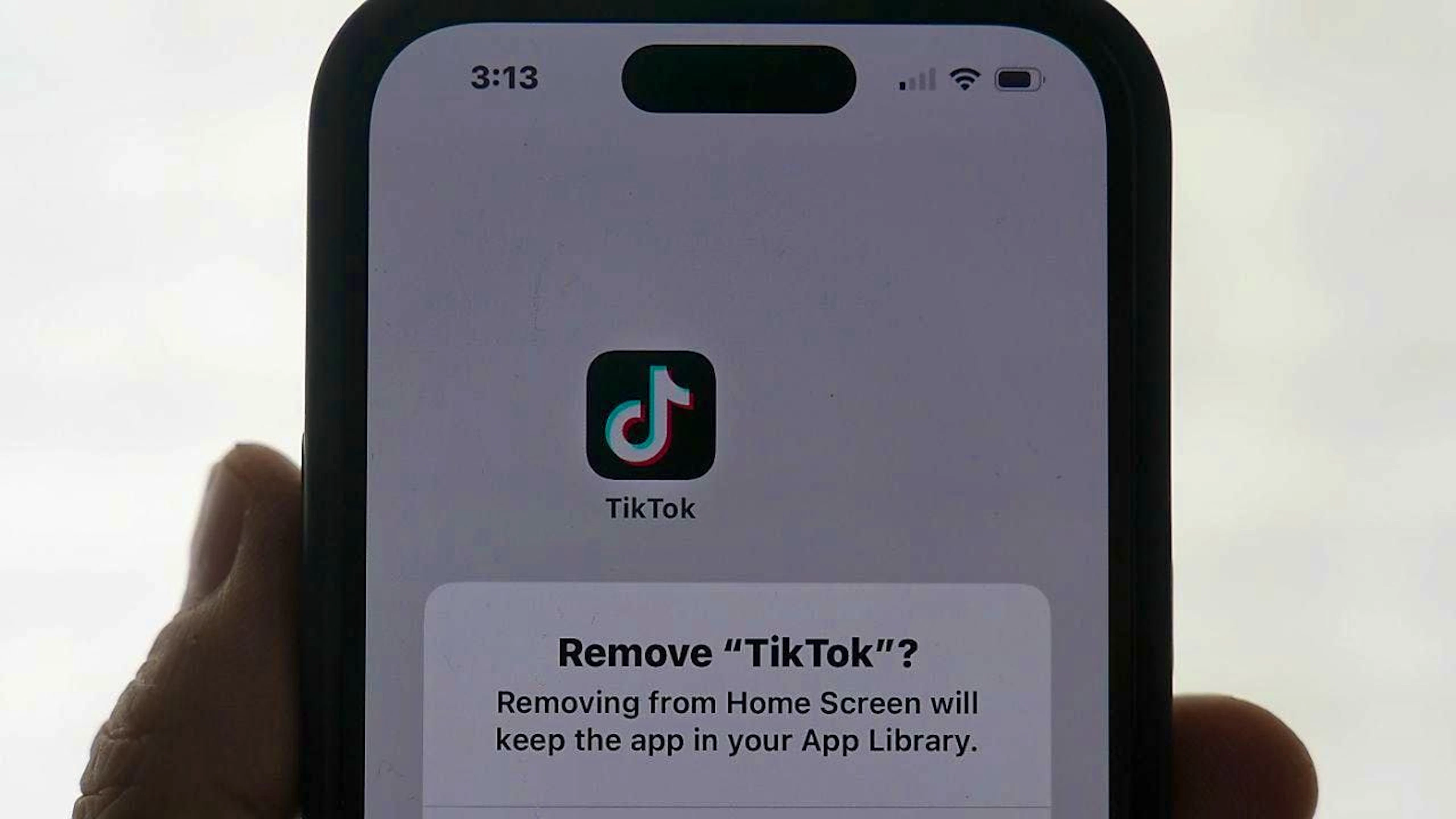 Even after the US Supreme Court upheld the Tiktok sales law, it remains unclear whether the video app will shut down in the country on Sunday. (archive image)
