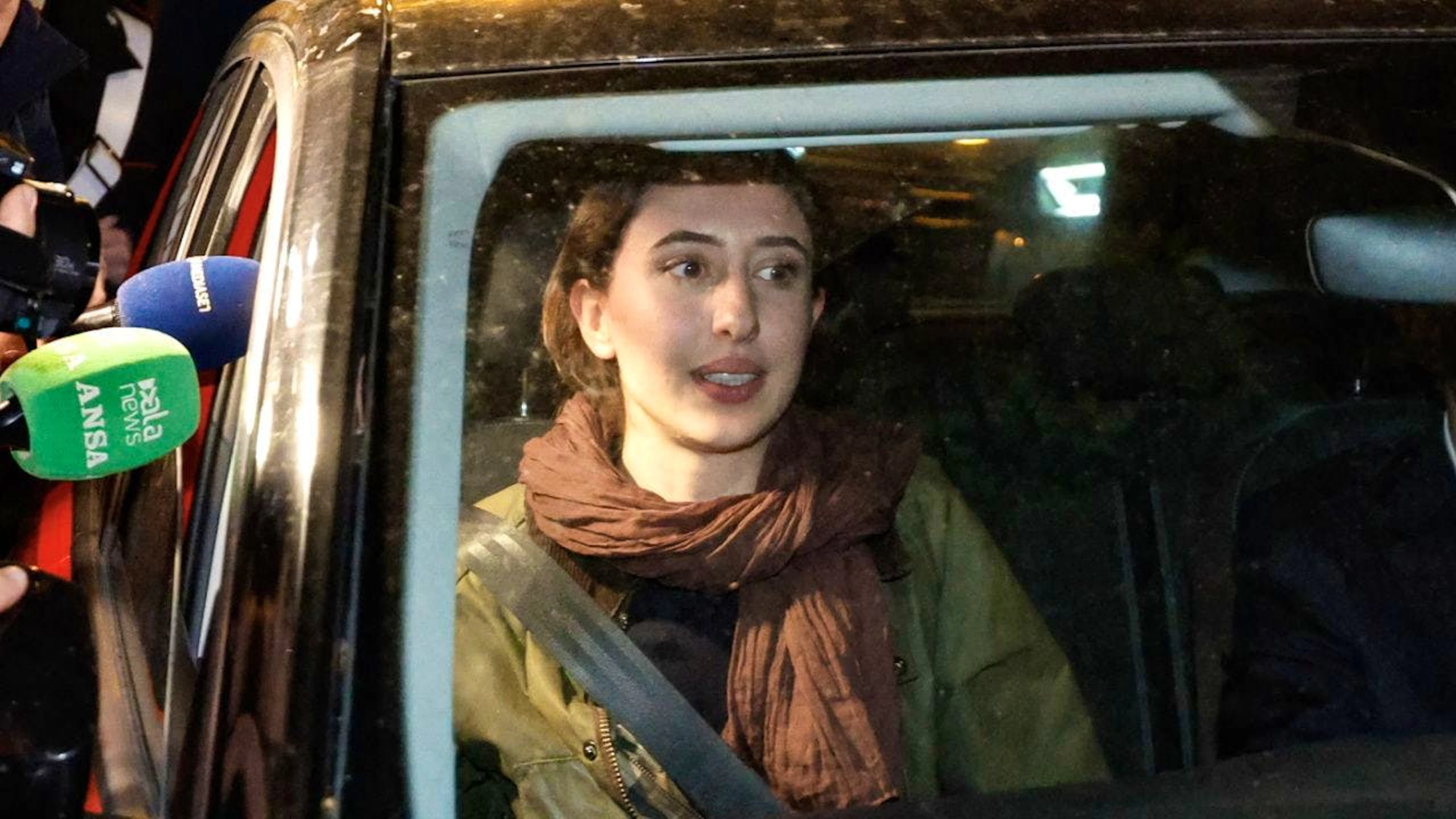 Cecilia Sala ha parlato della sua prigionia in Iran.