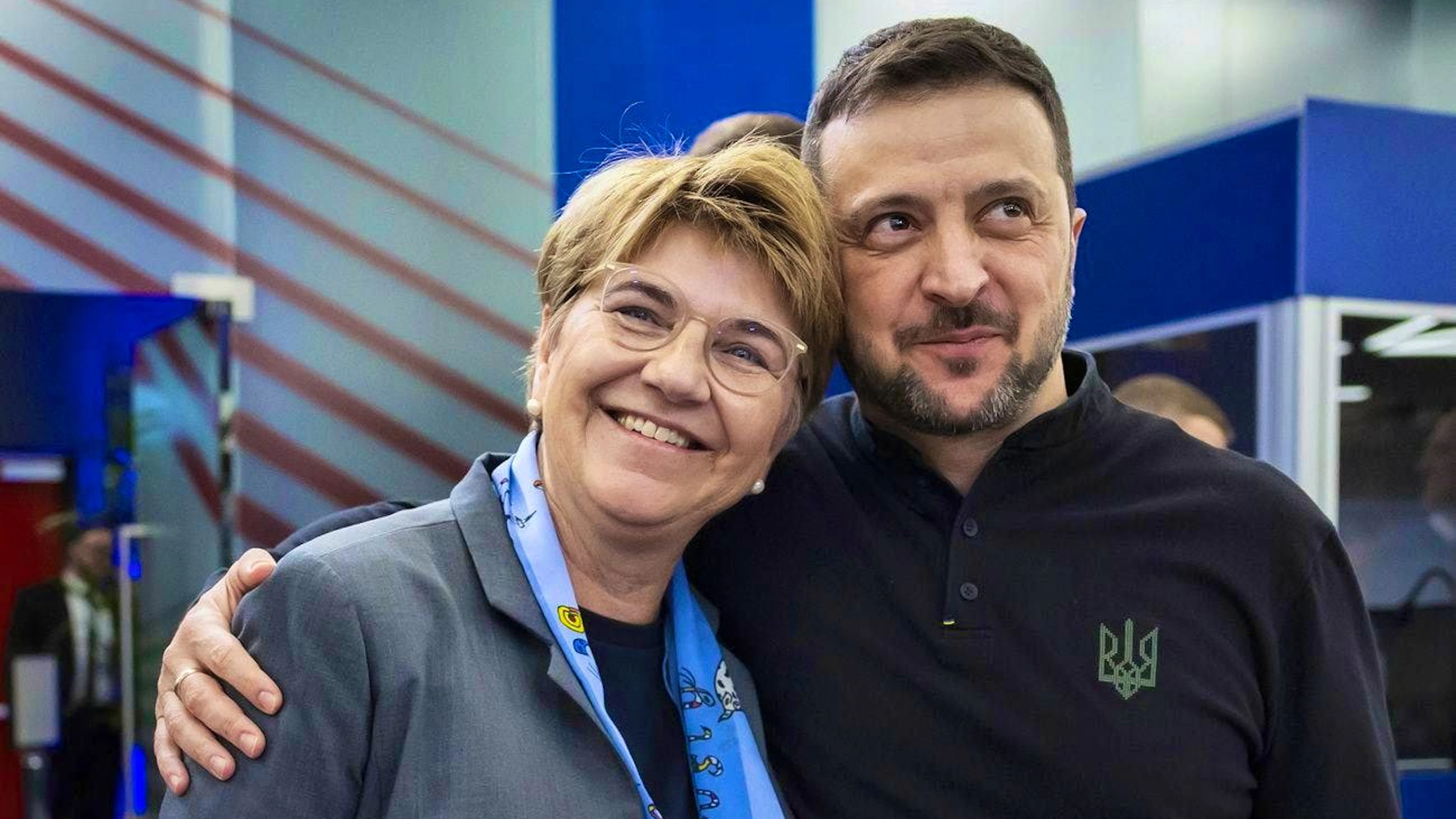 She has a good relationship with Volodymyr Selenskyj: former Federal Councillor Viola Amherd (left) with the Ukrainian President at a conference in Budapest. (November 7, 2024)