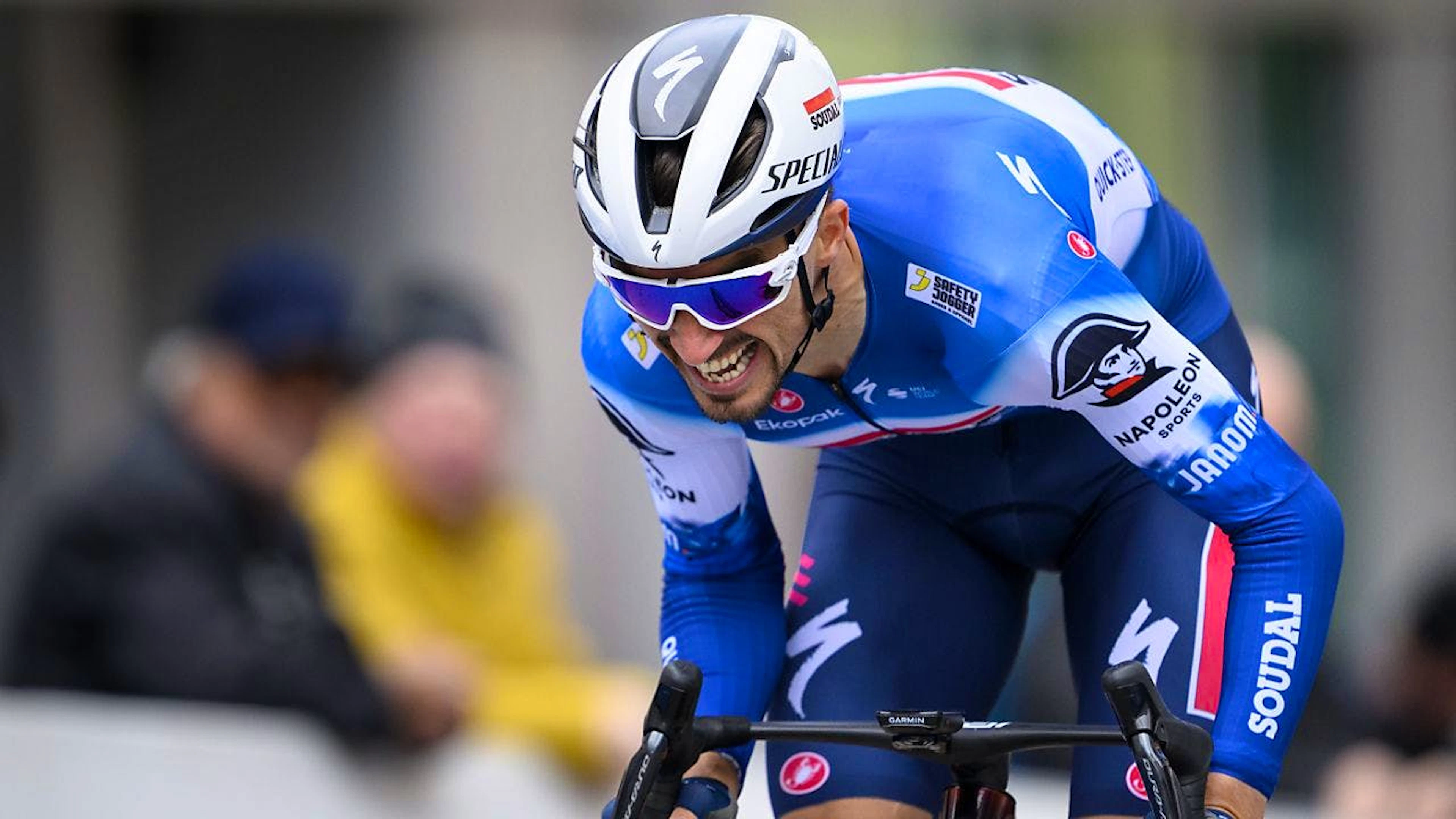 Julian Alaphilippe , der Strasse-Weltmeister von 2020 und 2021, ist der zweite namhafte Zugang im Team Tudor