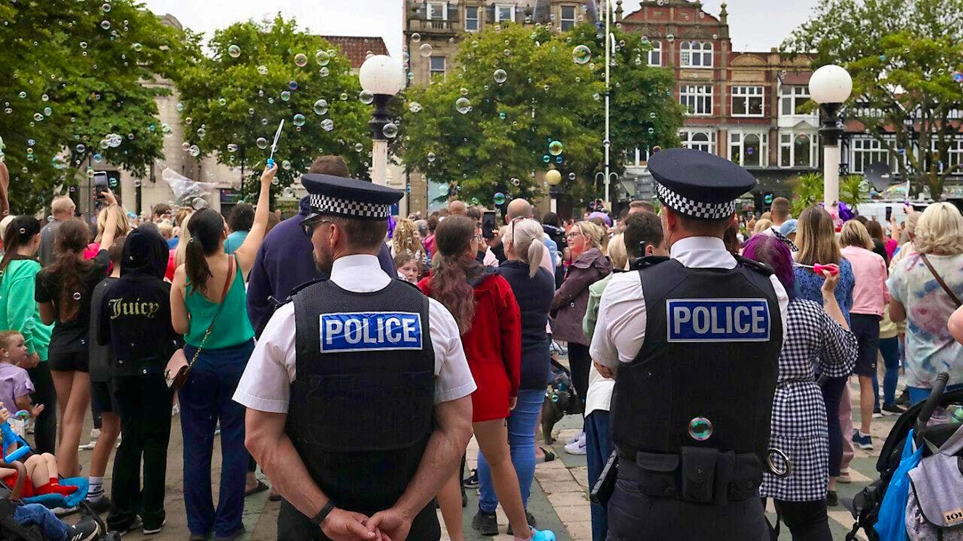 Three girls were killed in an attack in Southport, England, in August 2024. Now the trial of the accused begins. (archive image)
