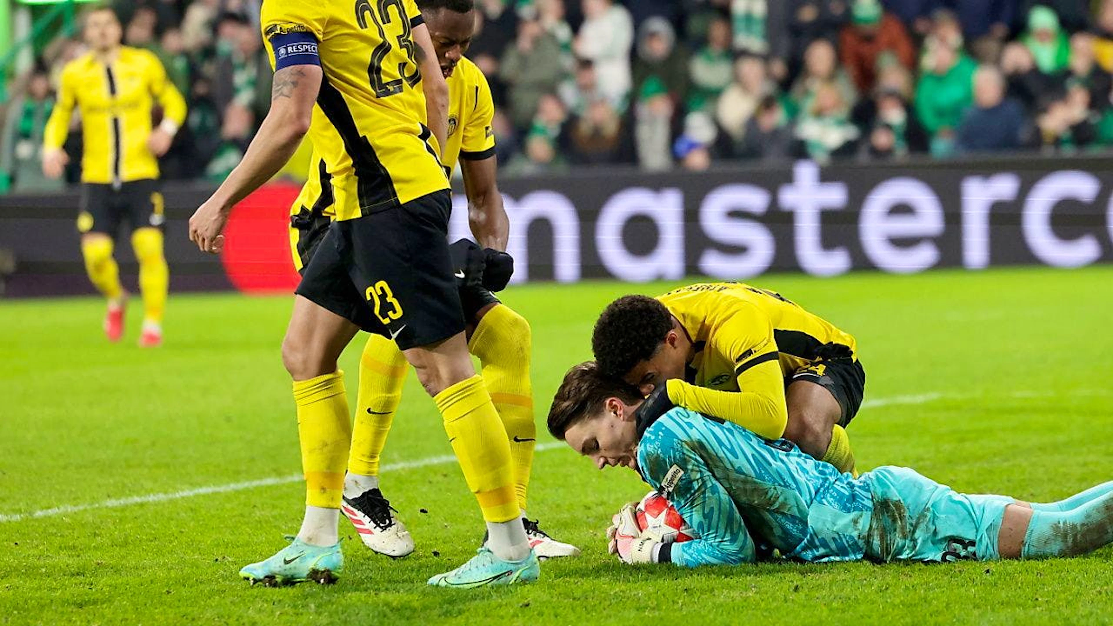 In der ersten Halbzeit hielt YB-Goalie Marvin Keller einen Foulpenalty der Schotten