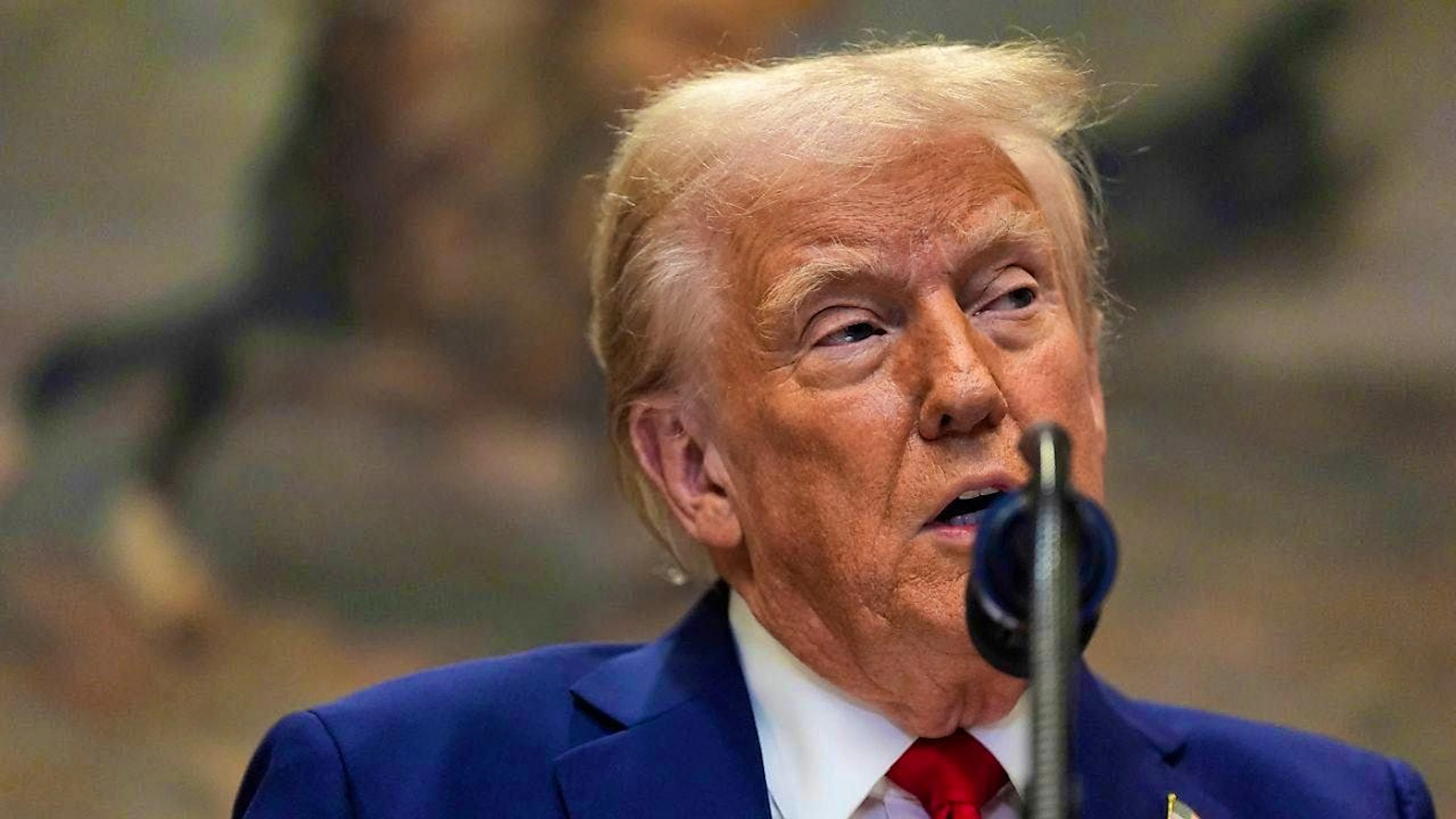 US President Donald Trump speaks in the Roosevelt Room of the White House. Photo: Julia Demaree Nikhinson/AP/dpa