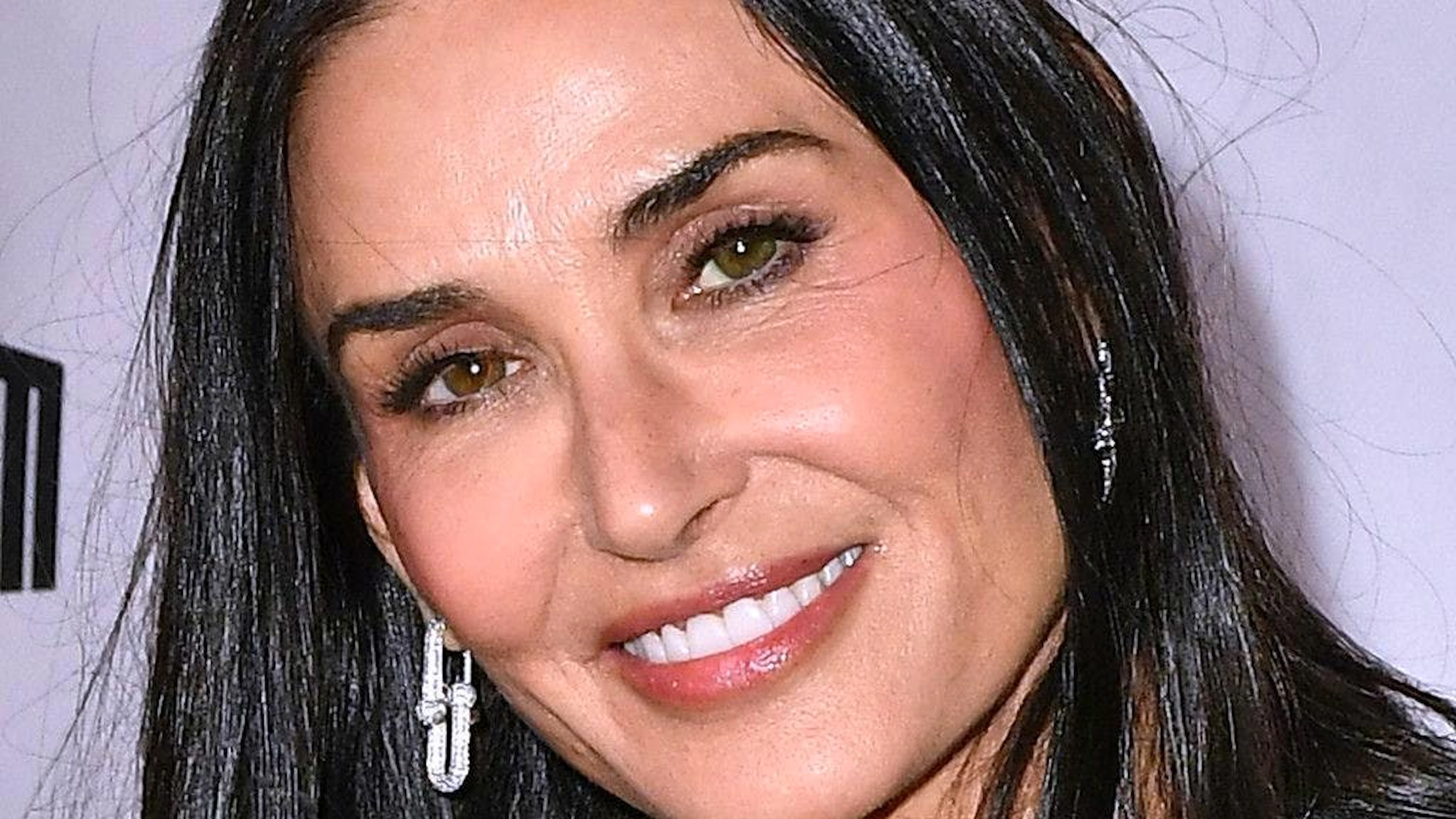 Demi Moore est très émue par sa nomination aux Oscars.