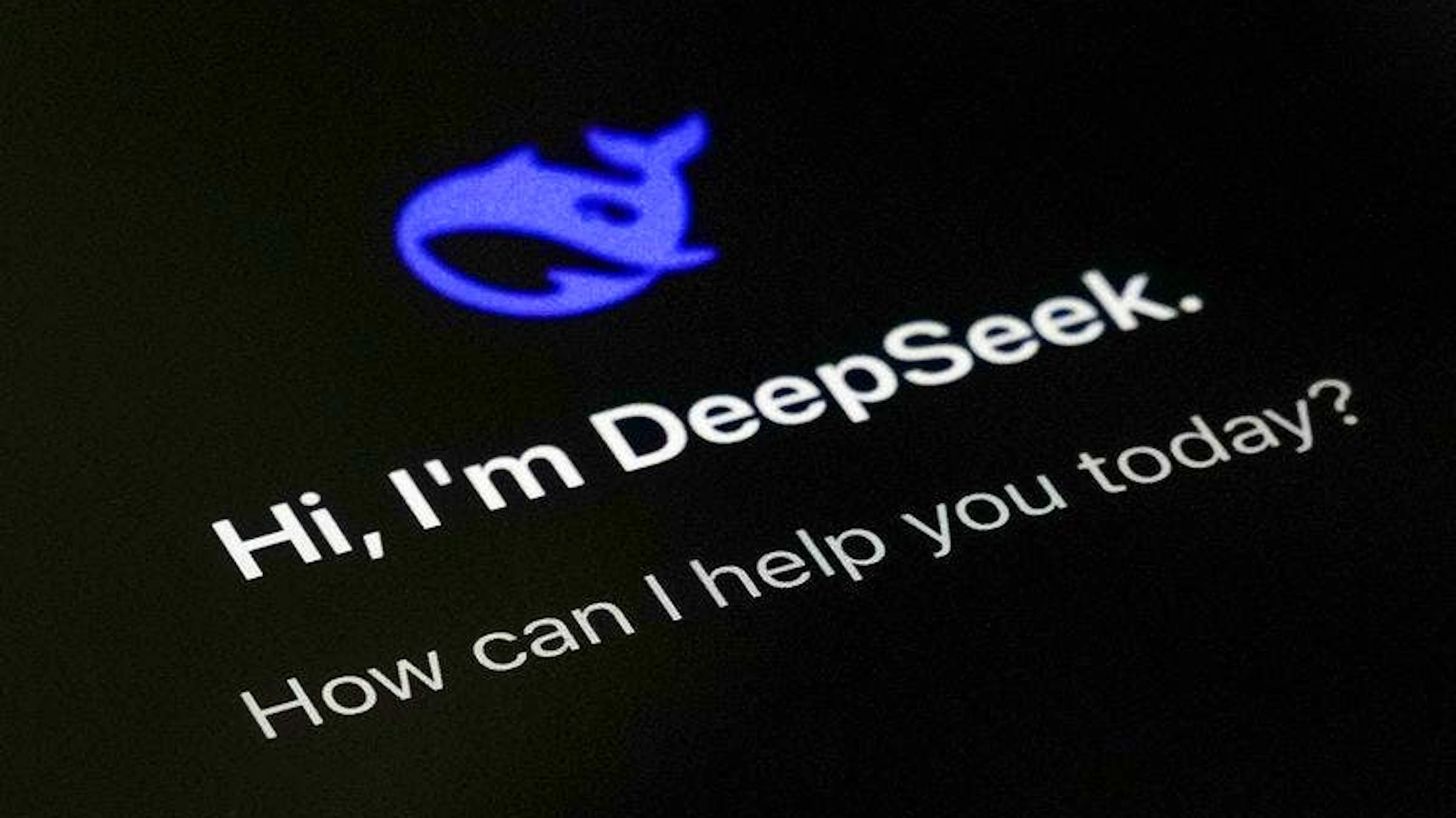 Das chinesische Start-up hat mit der Aussicht auf günstigere Entwicklung Künstlicher Intelligenz ein Börsenbeben ausgelöst.