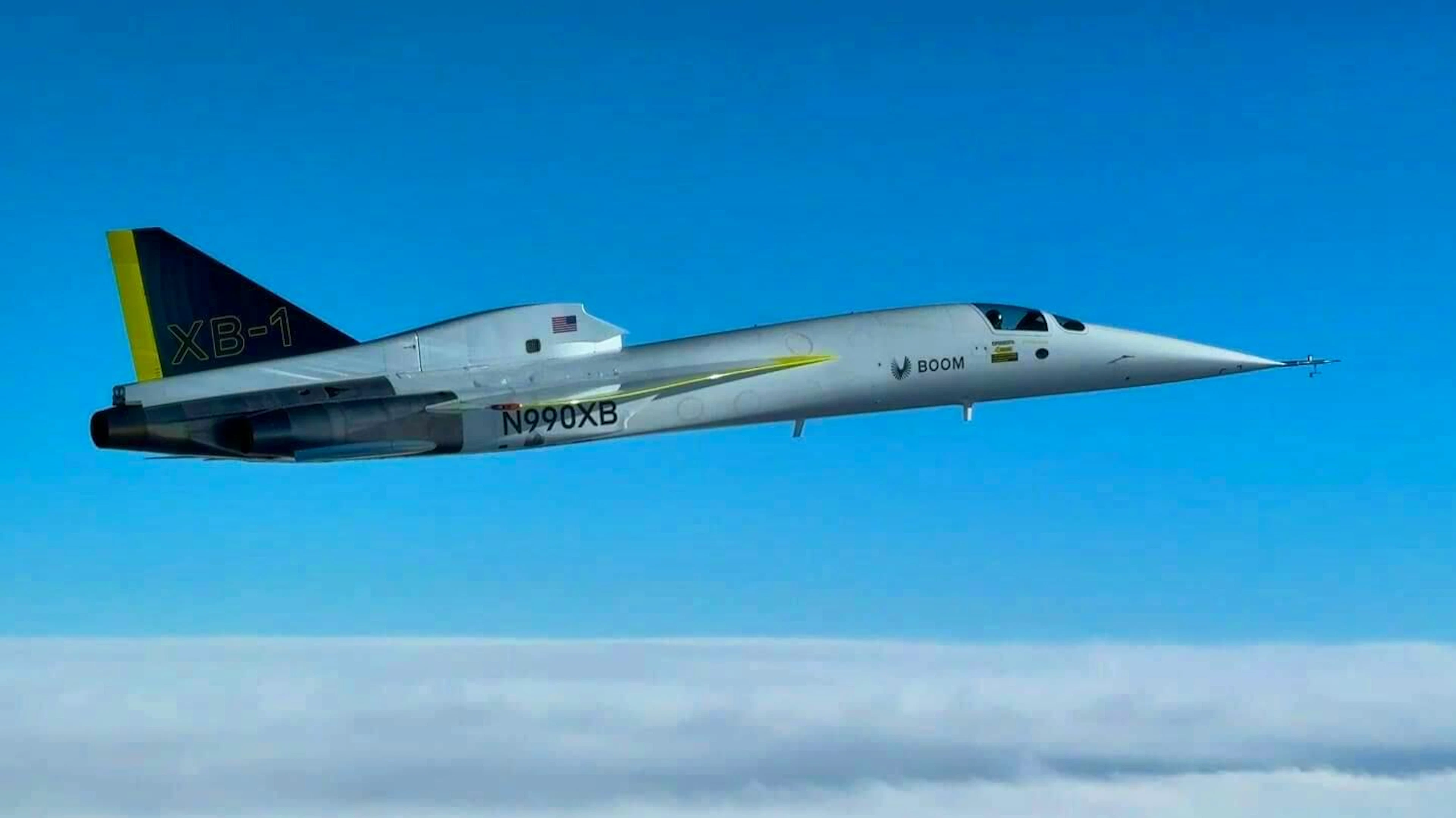 According to the manufacturer, the XB-1 prototype reached a speed of Mach 1.122, or 1385 km/h, at an altitude of 10,756 meters above California on 28 January.